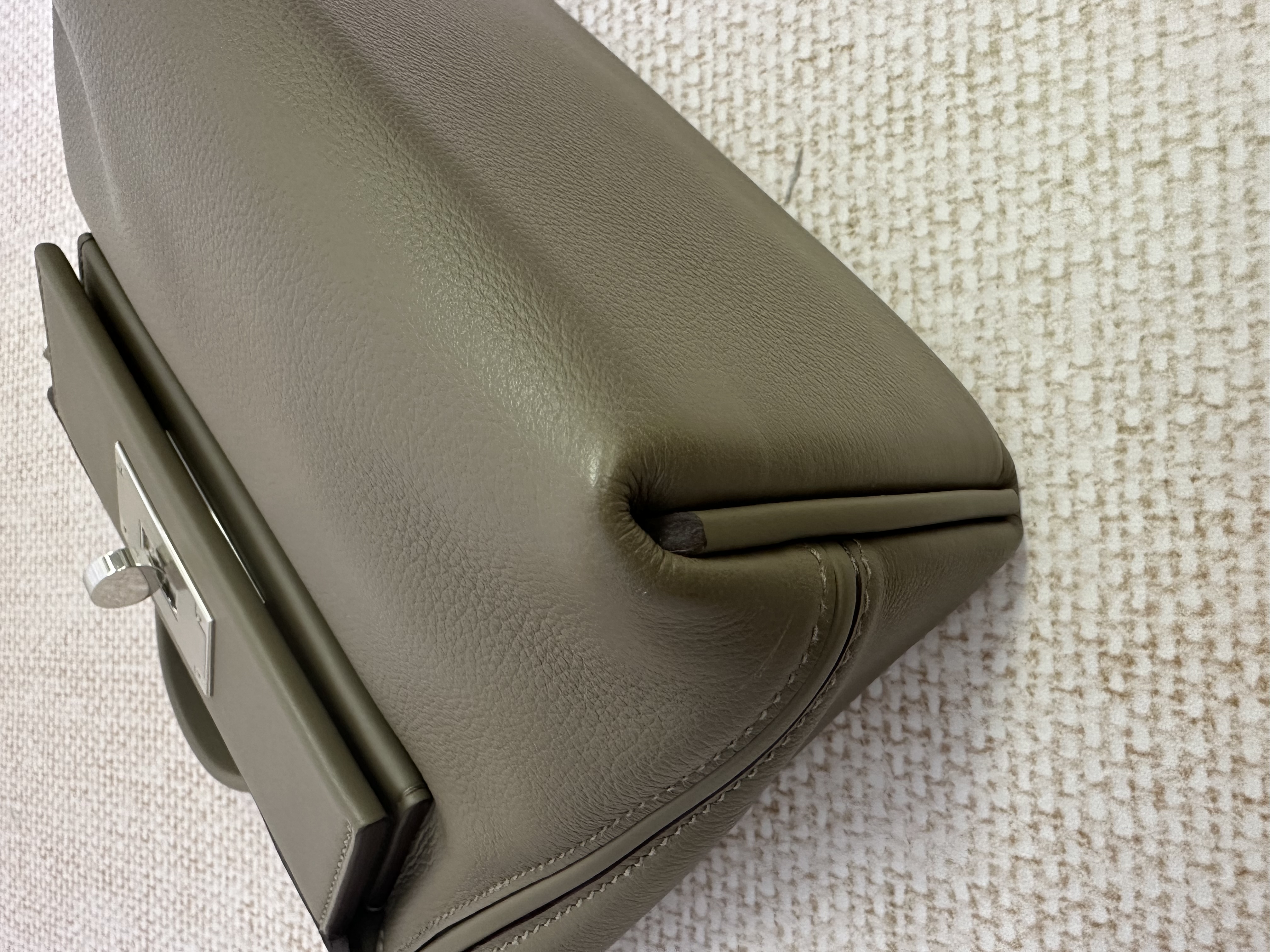 Pre-owned Hermès 24/24 21 / Product Code: 26030913