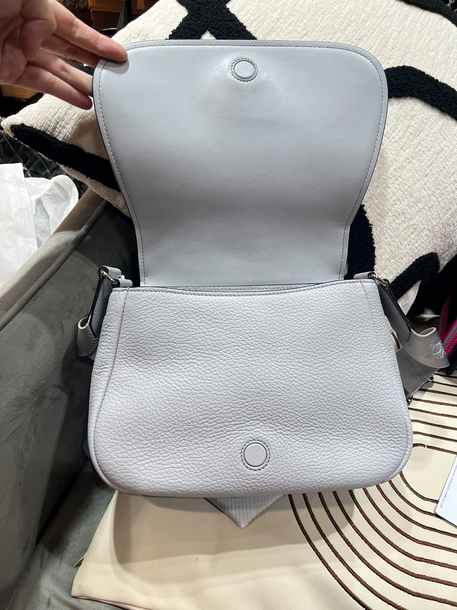 PRADA VITELLO POCKET SHOULDER BAG 1BD293 calfskin NFC 100%Authentic ,99%new ✅Coin bag✅dust bag