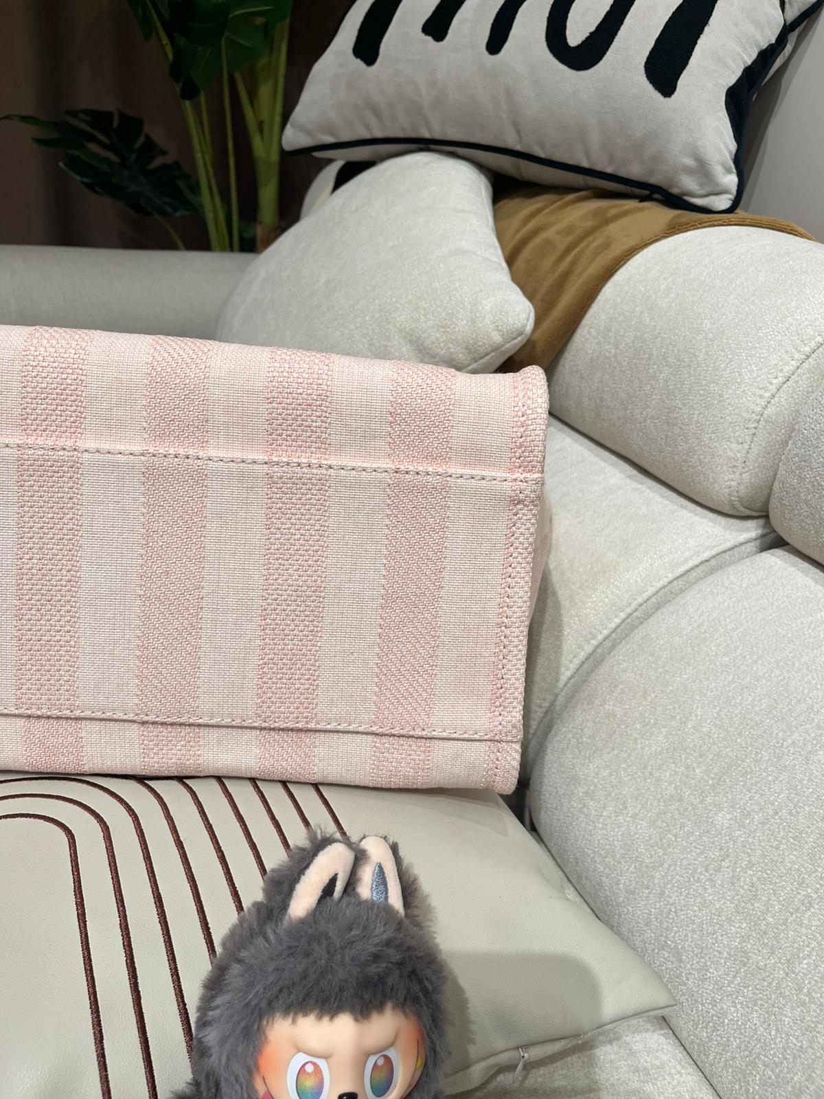 Chanel DEAUVILLE tote handle 100%Authentic,98%new ✅專門店收據✅29 card✅dust bag