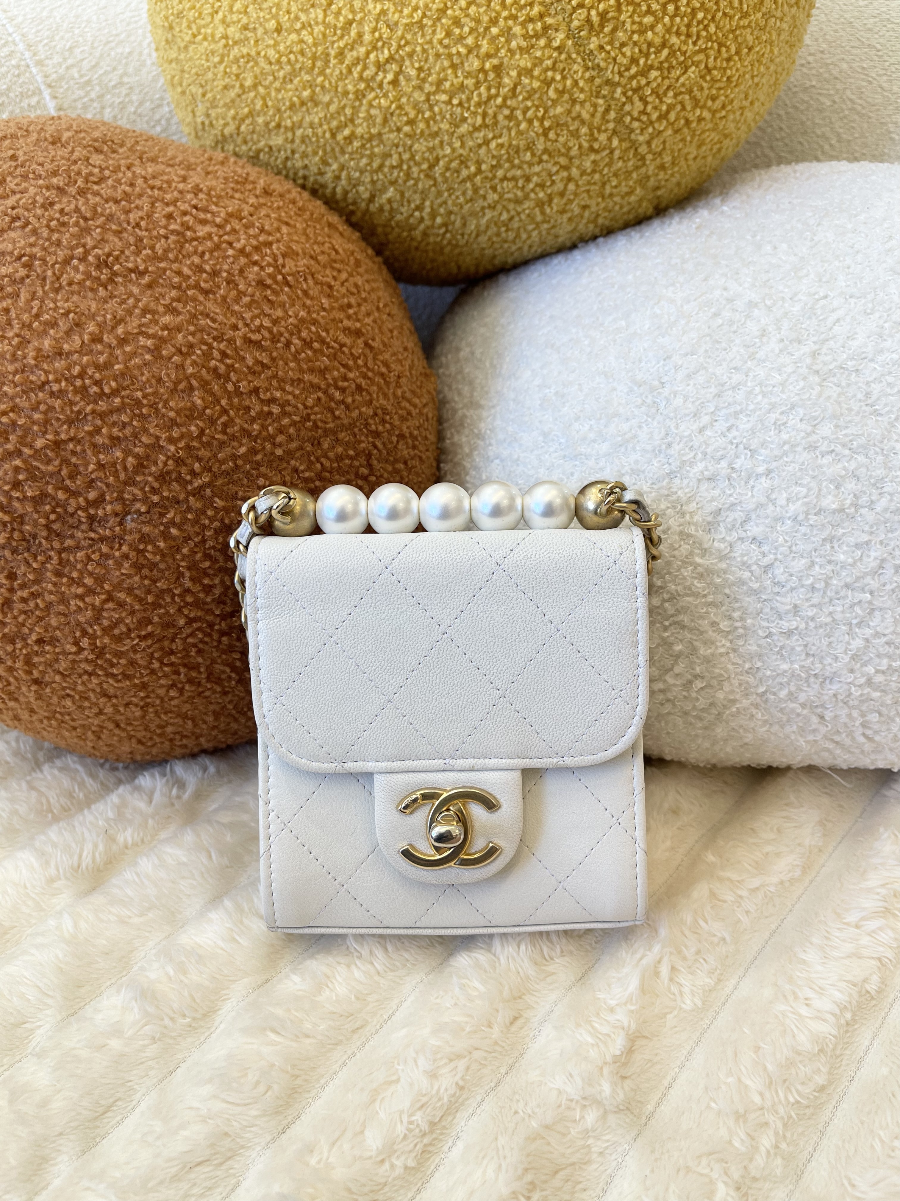 Pre-Owned CHANEL Trendy CC Mini Clutch With Chain / Product Code:248305