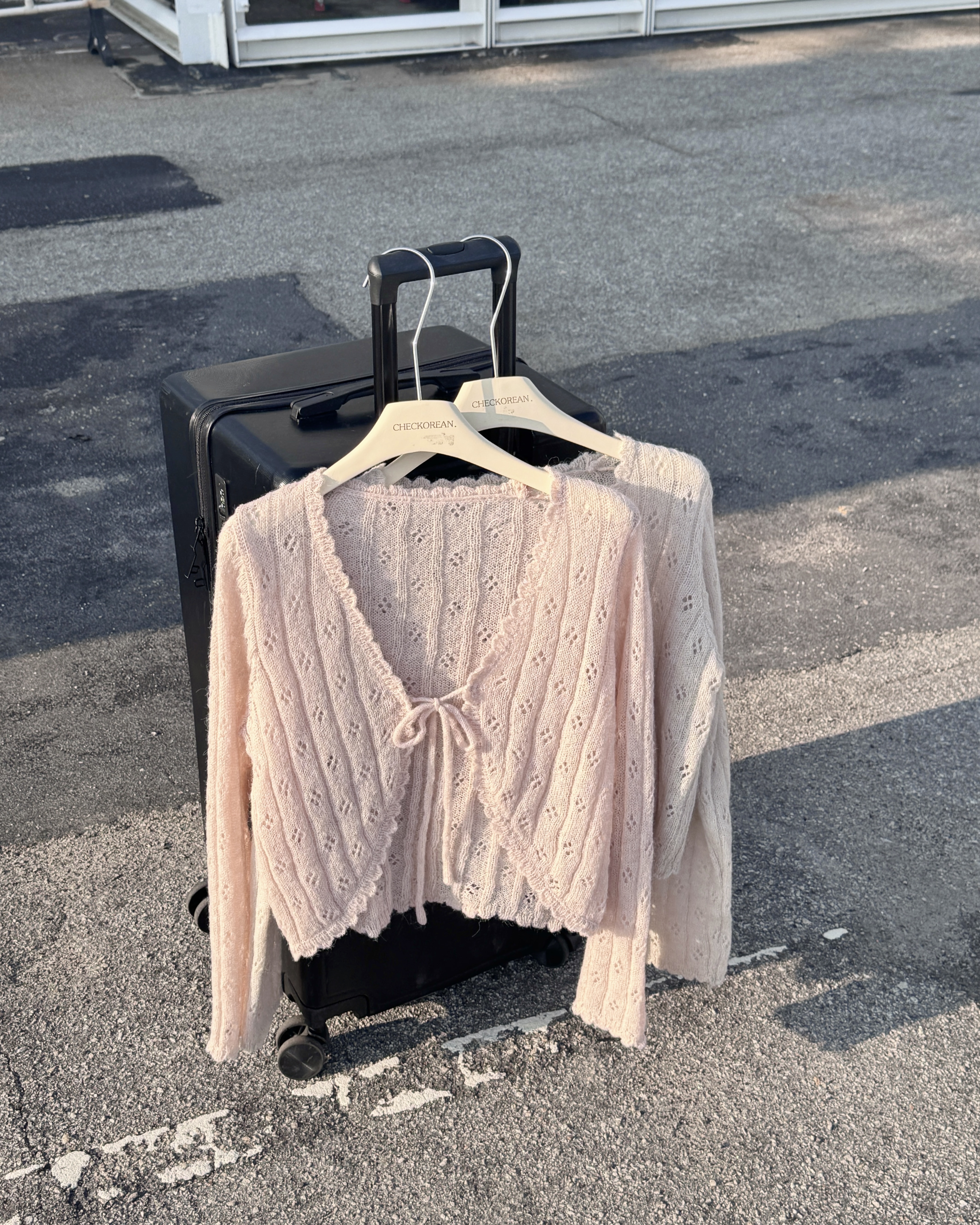 【 🌷一見鍾情の春天色調！精緻小通花鏤空綁帶外套🌸💗 】Candy Ball Mohair Cardogan Top(五色入)