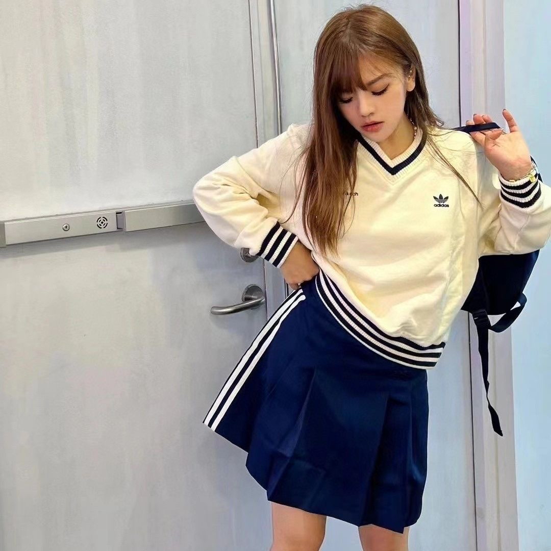 日系情侶V領衛衣 