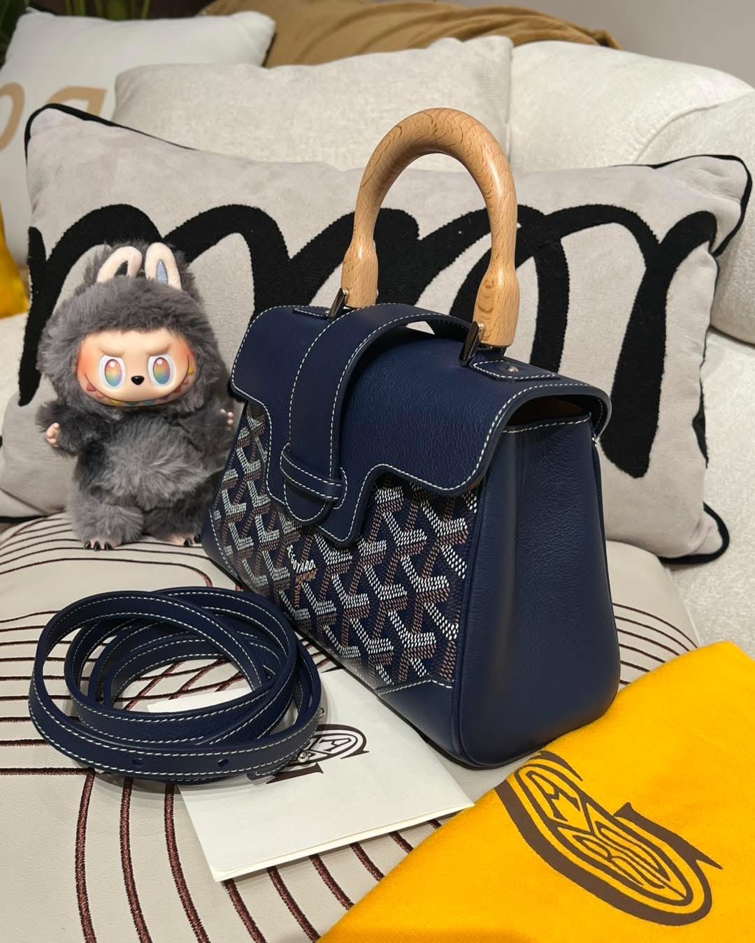 Goyard Saigon mini BLEU MARINE 100%Authentic ,98%new ✅strap✅dust bag