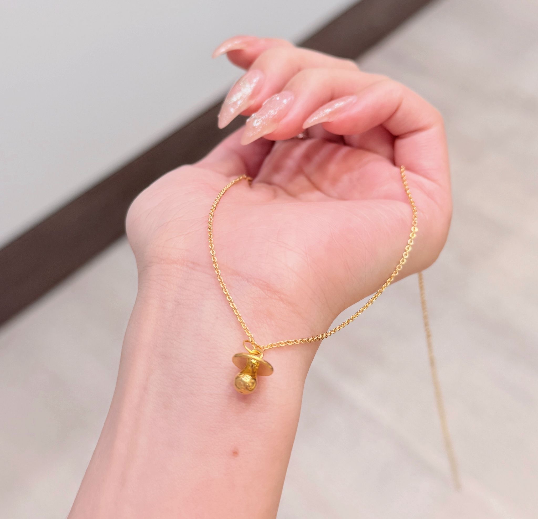 9999黄金吊墜17💛（ 突發一日快閃❤️‍🔥）  