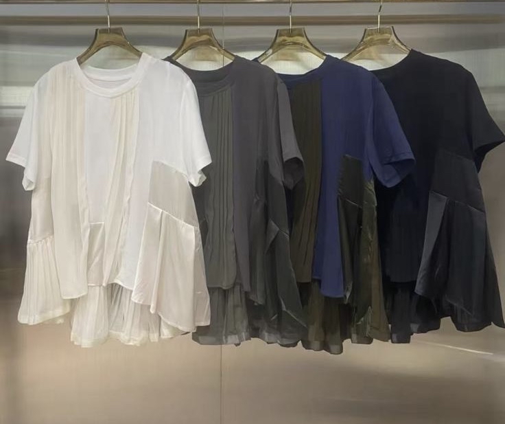拼料百褶A cut Top