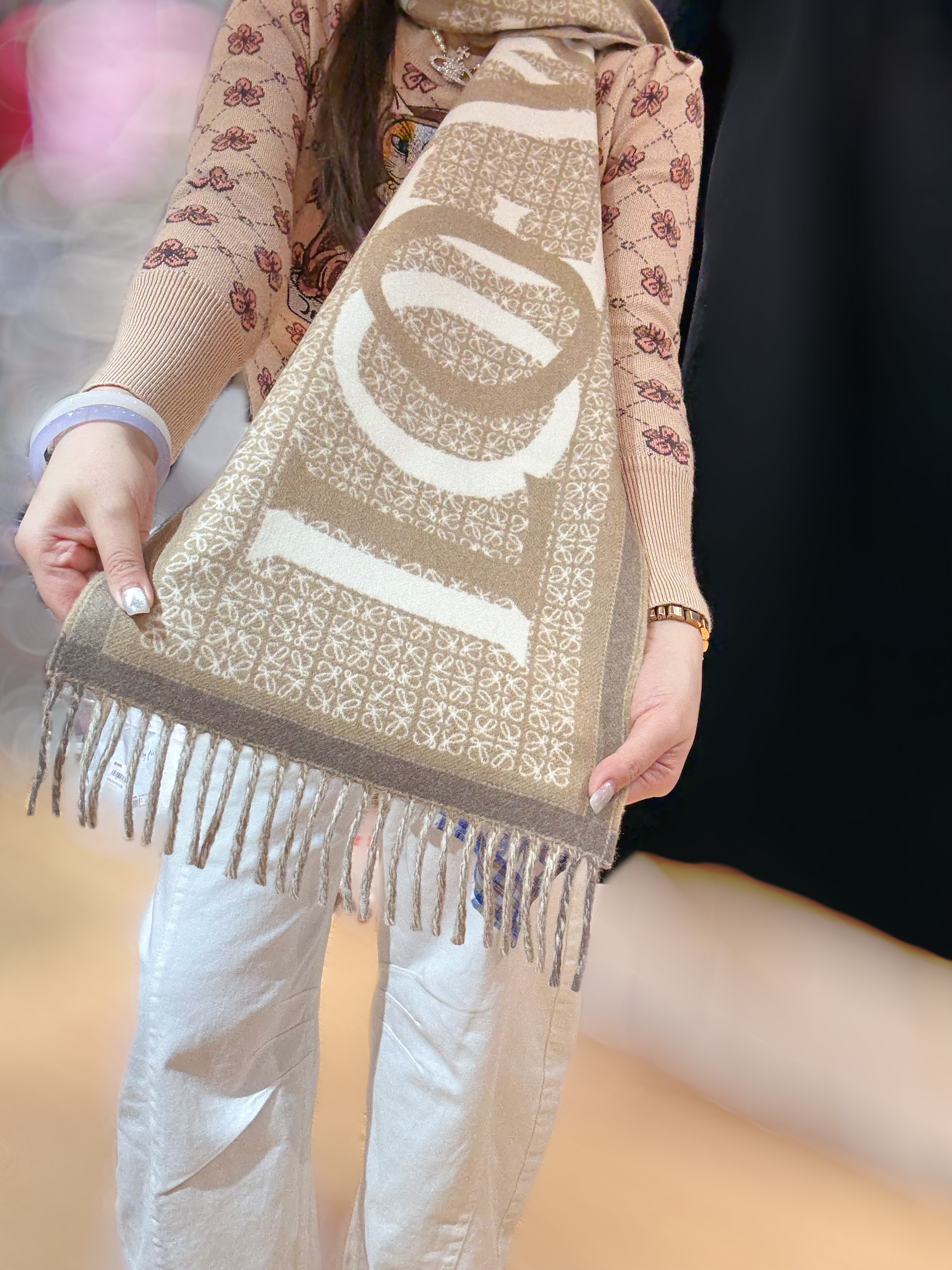 Loewe Love jacquard scarf beige