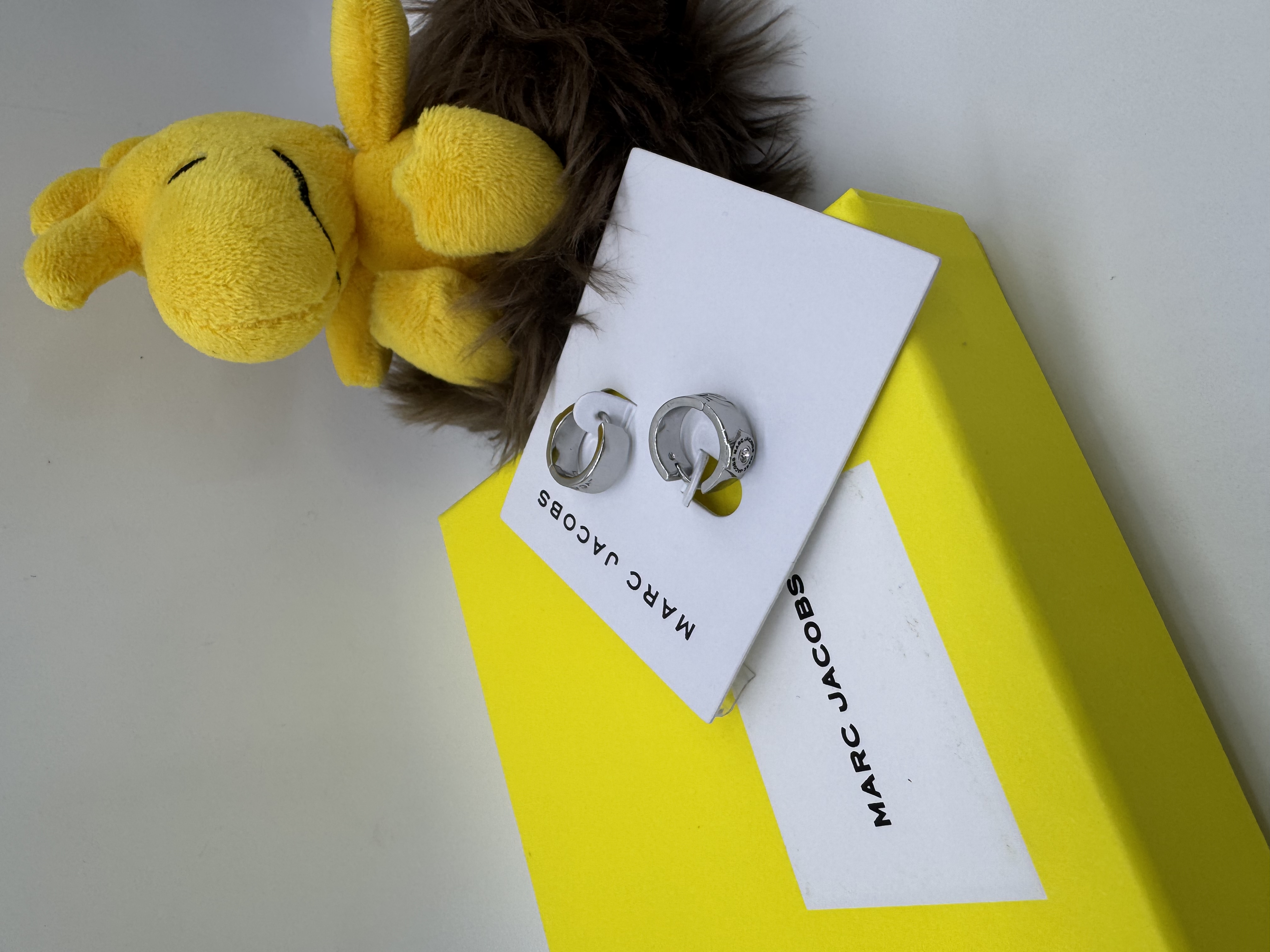 🇺🇸✈️🇨🇦Marc Jacobs outlet 簡約設計風嘅小圈耳環🤗現貨🥰