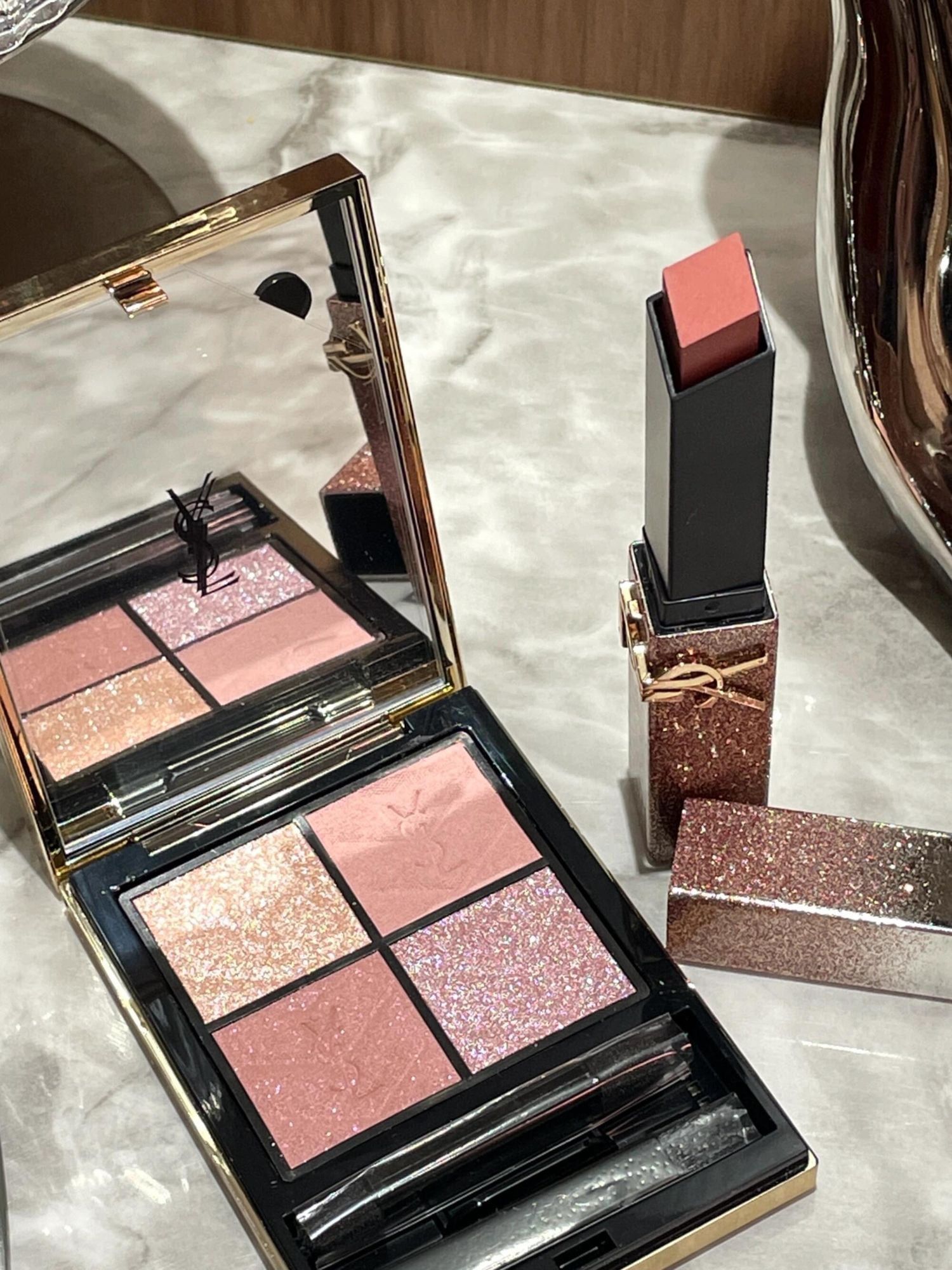 Ysl粉星辰漸變眼影盤 4g。$155盒