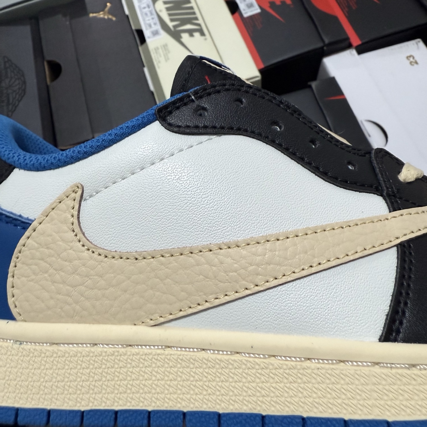 Nike Air Jordan 1 Retro Low OG SP Fragment x Travis Scott DM7866-140
