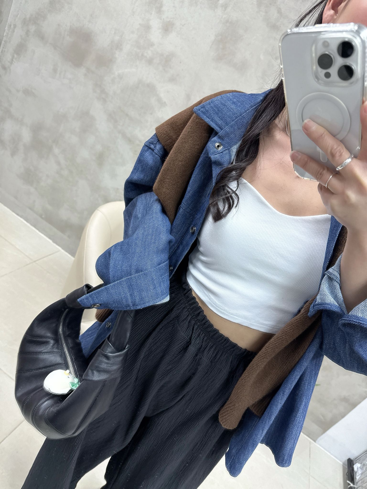 皮牌牛仔恤衫外套