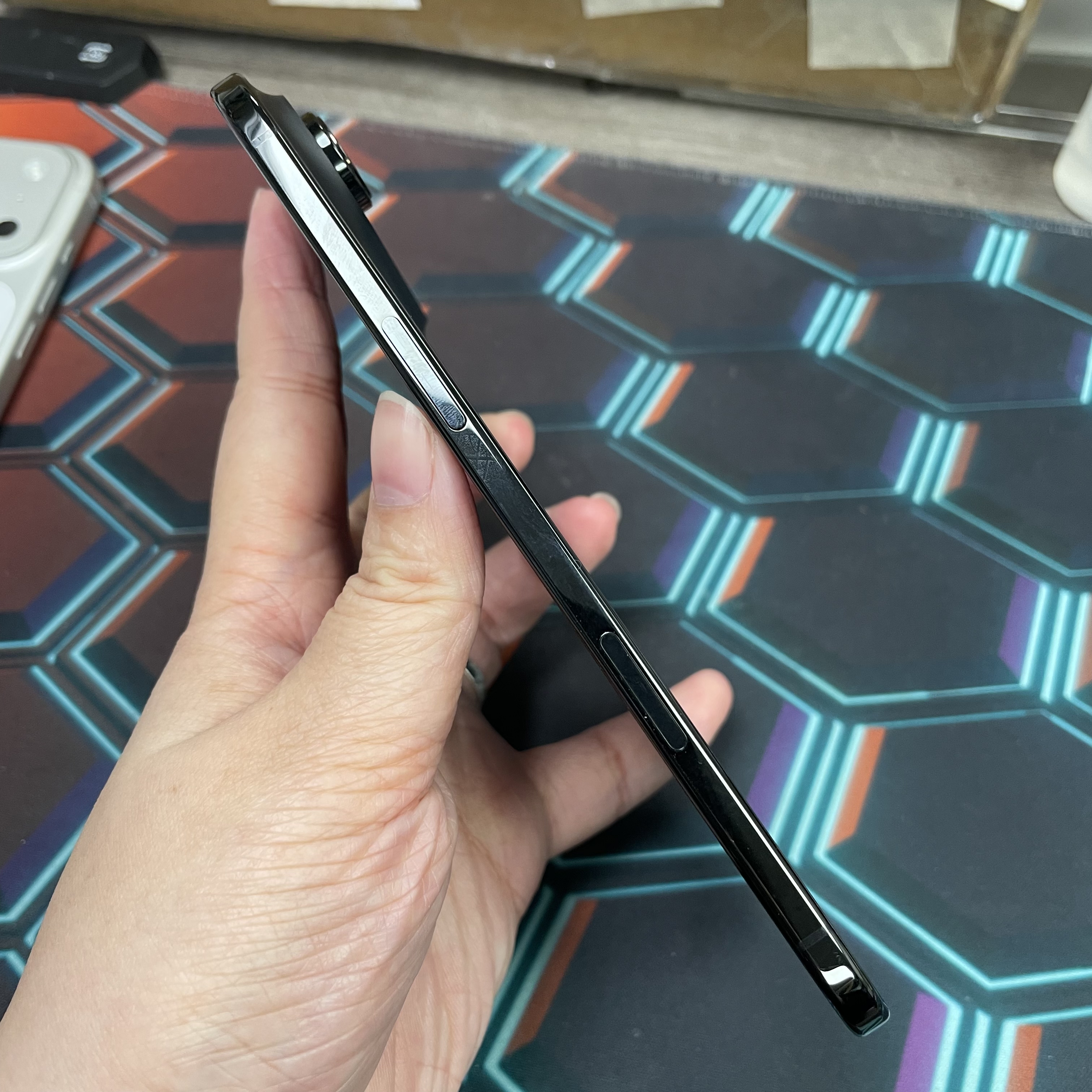 *8366 17 Air 完美機 256GB 電100 黑色 black