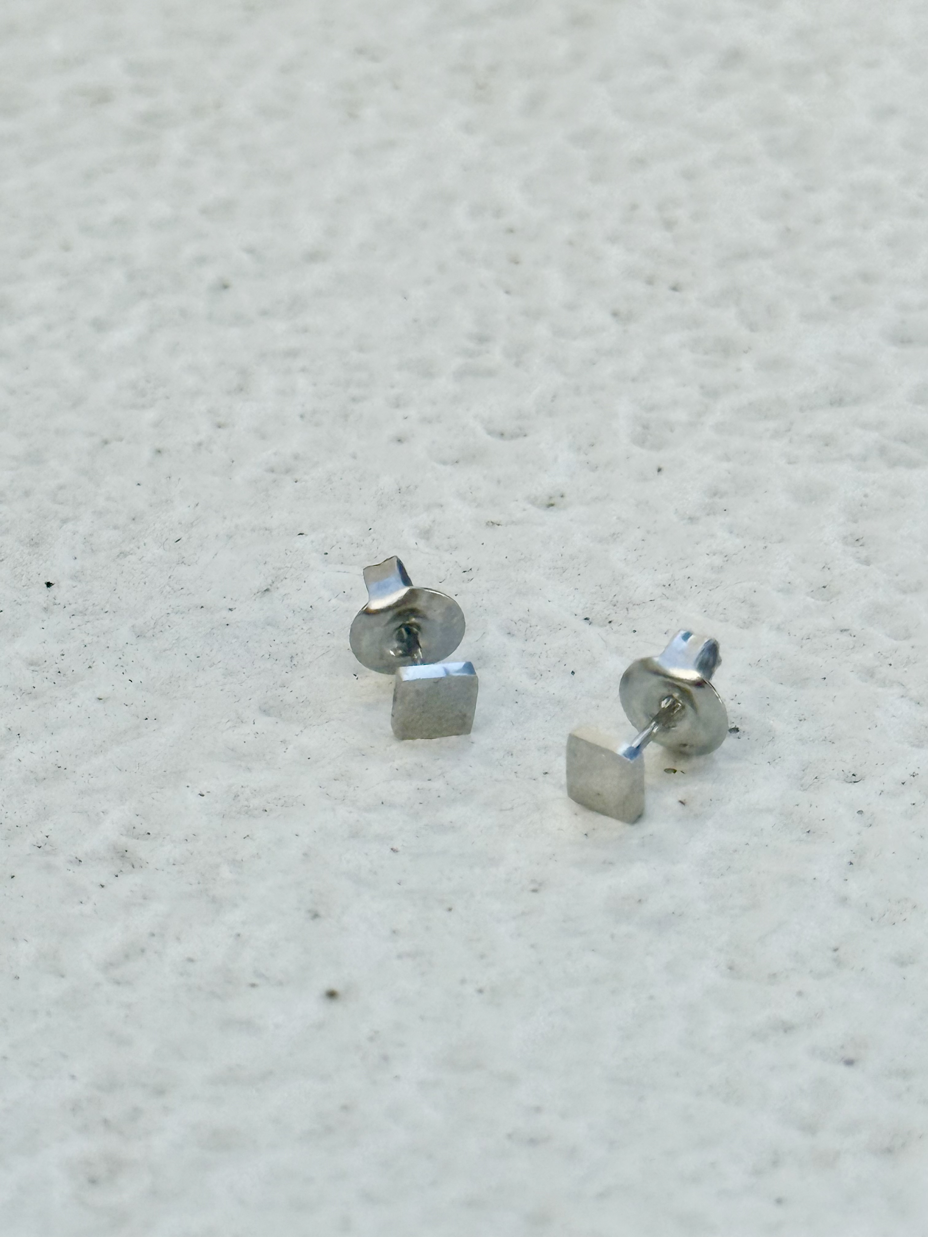 Sliver square stainless earring