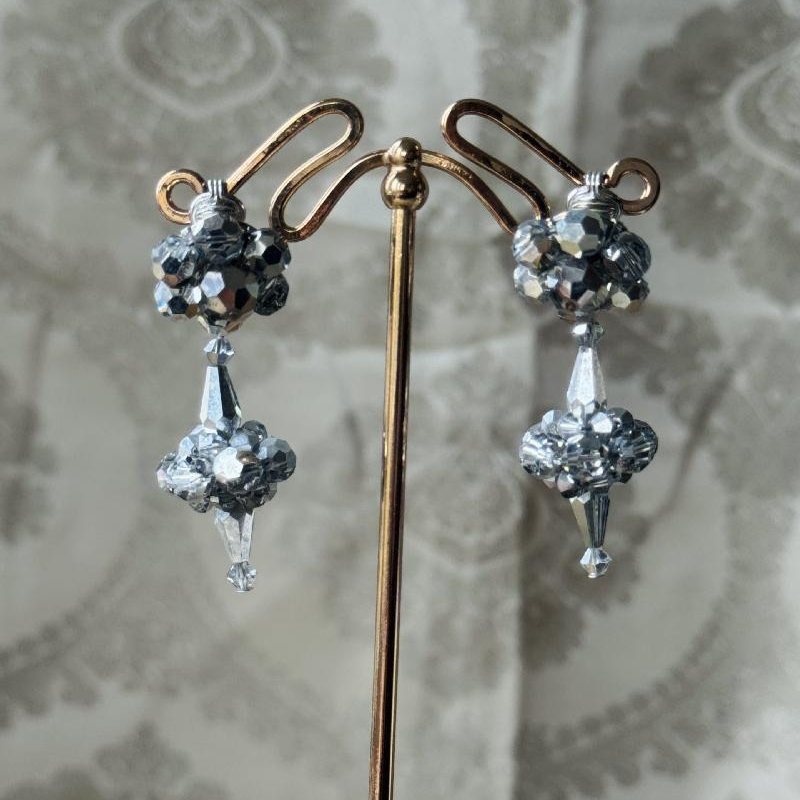 Vintage C.a. 1960s Silver Cluster Long Drop Clip Earrings (MT2485)