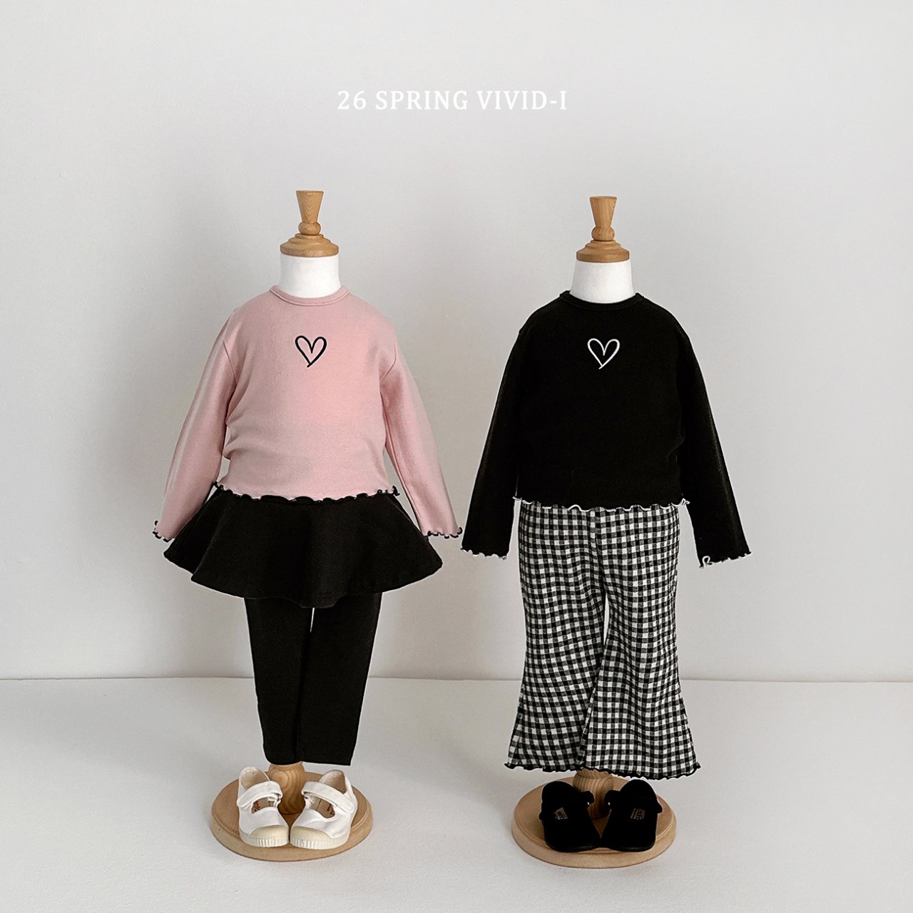 🌸預訂 韓國直送🌸🇰🇷VIVIDI三色愛心刺繡拼色花邊長袖上衣