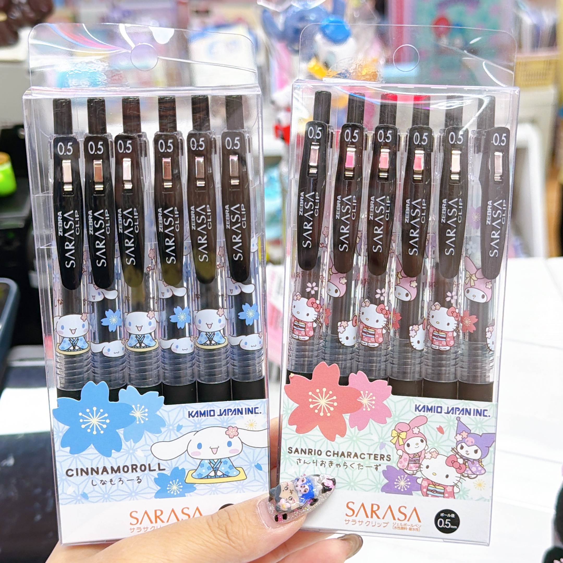 日本直送Sanrio 肉桂狗一盒六支sarasa  黑色原子筆