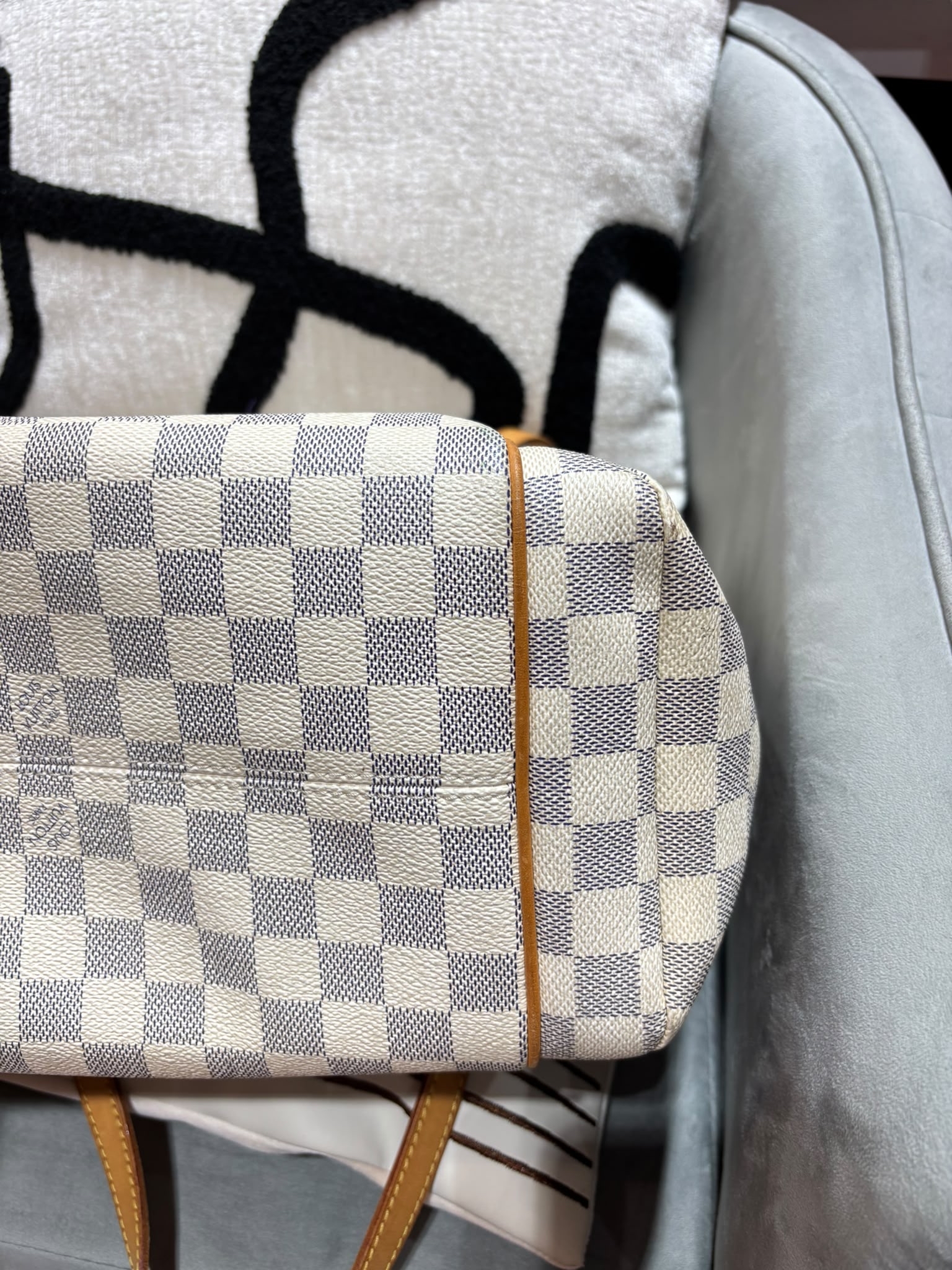 Lv totally mm tote bag 100%Authentic, 85%new✅dust bag 