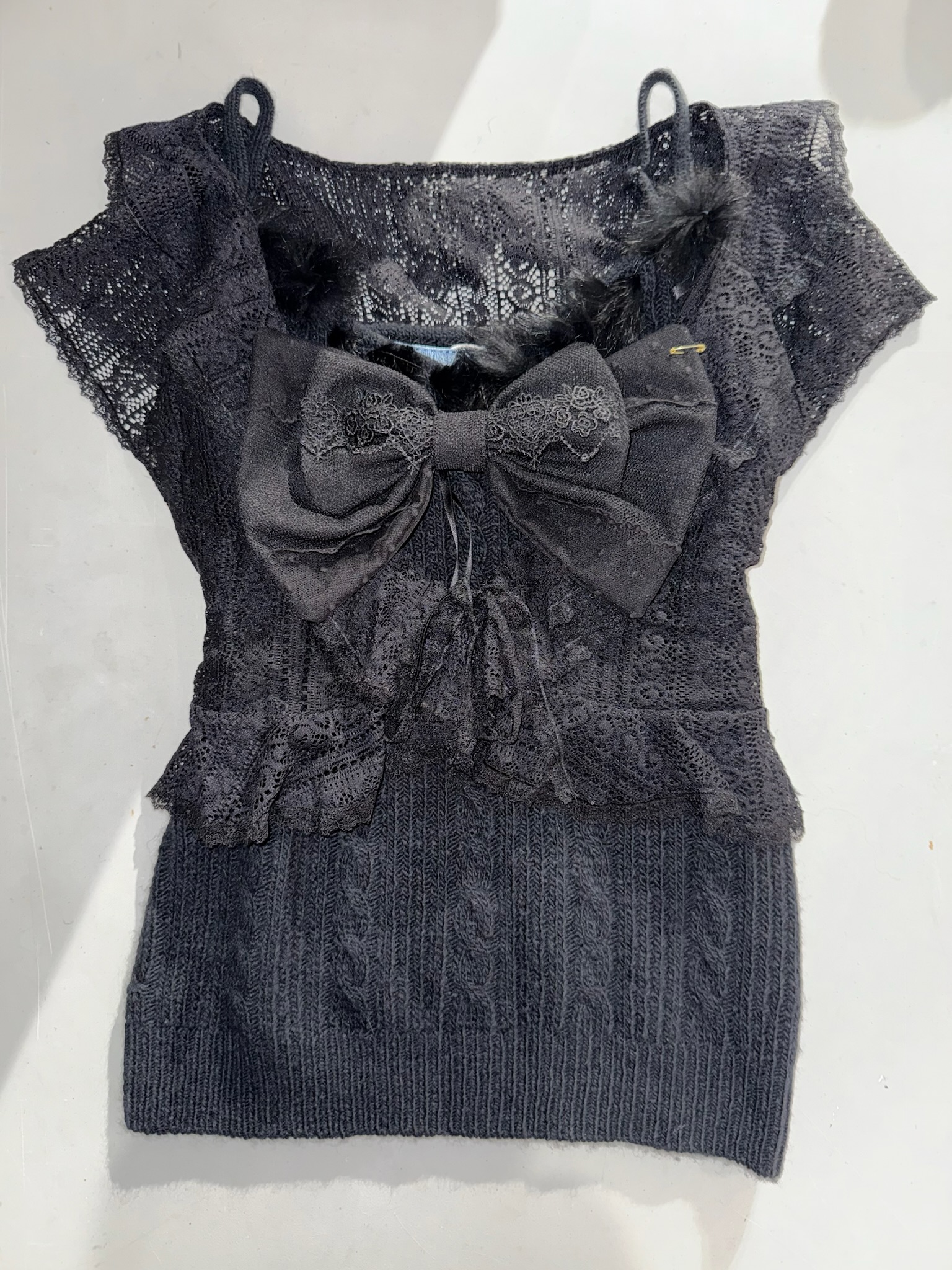 Black Sheer Lace Statement Bow Cable-Knit Set | Free Bow
