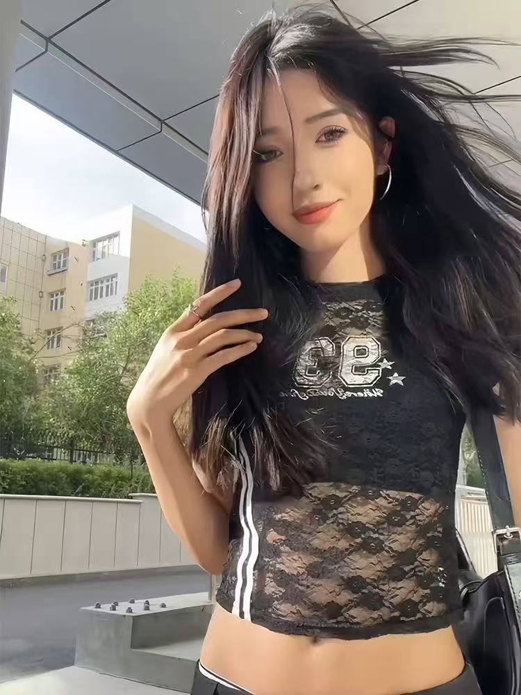 TP352辣妹镂空蕾丝短T