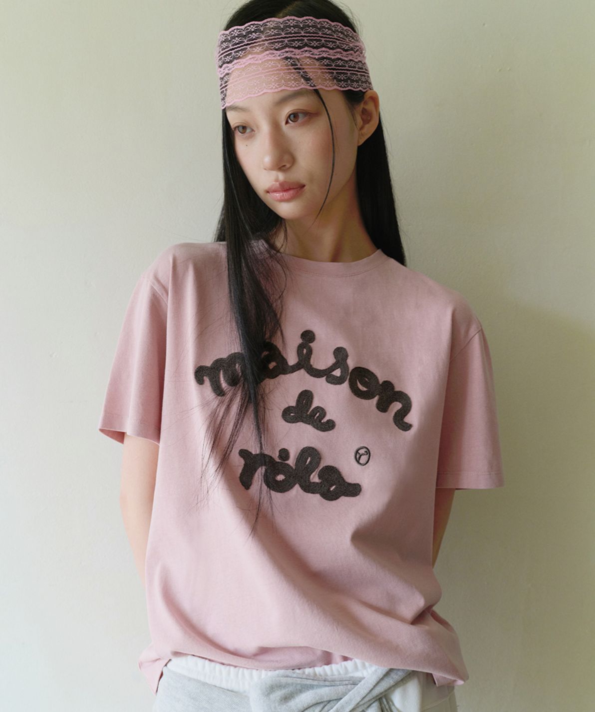 🎀Rolarola 🎀 MAISON DE ROLA EMBROIDERY Loose fit Tee 原價55000won