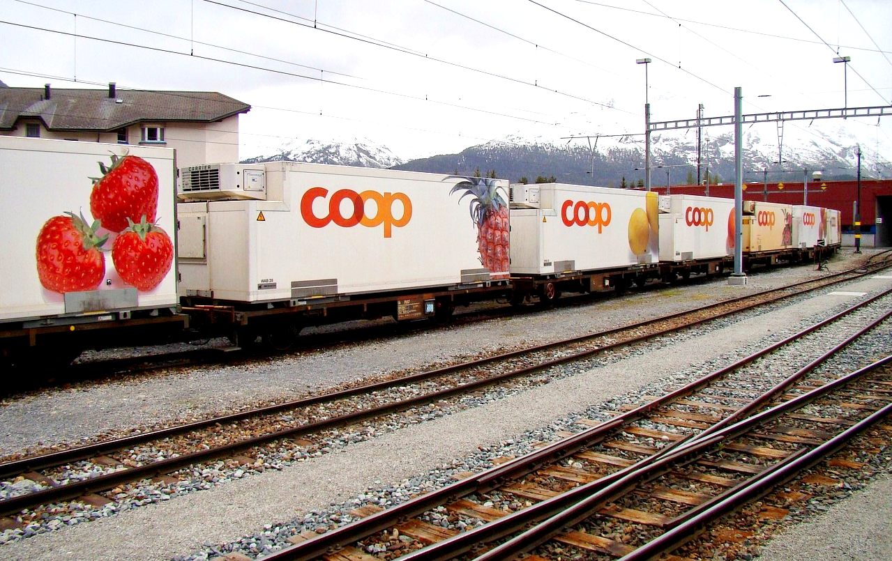 歐洲冷鏈凍櫃運輸車 Marklin HO Coop Container Flat Car Set