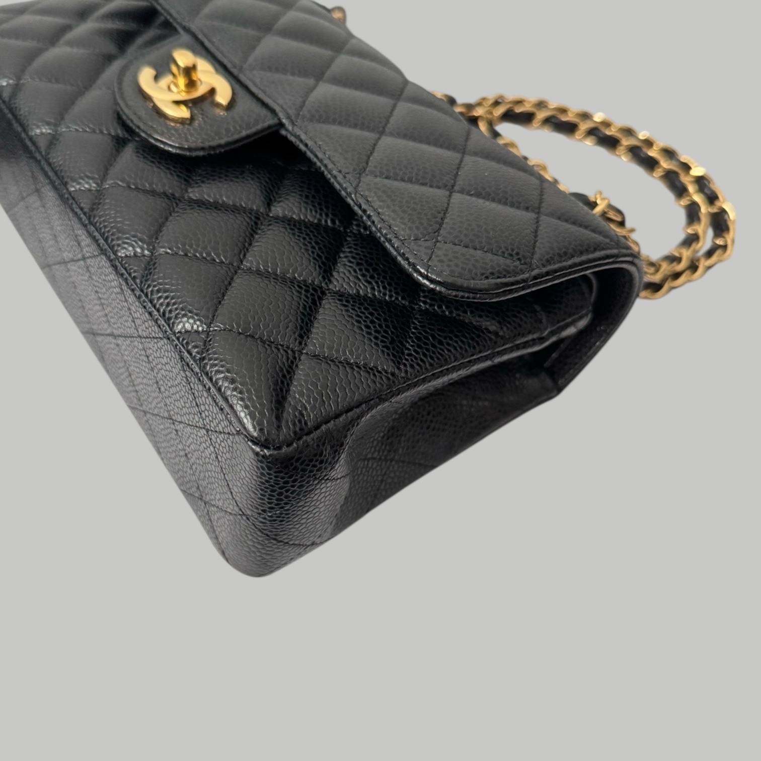 Chanel Caviar CF23金扣