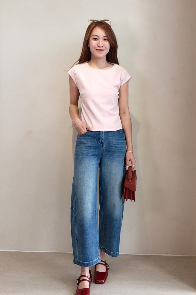 RB1003 Floral Emboss Top