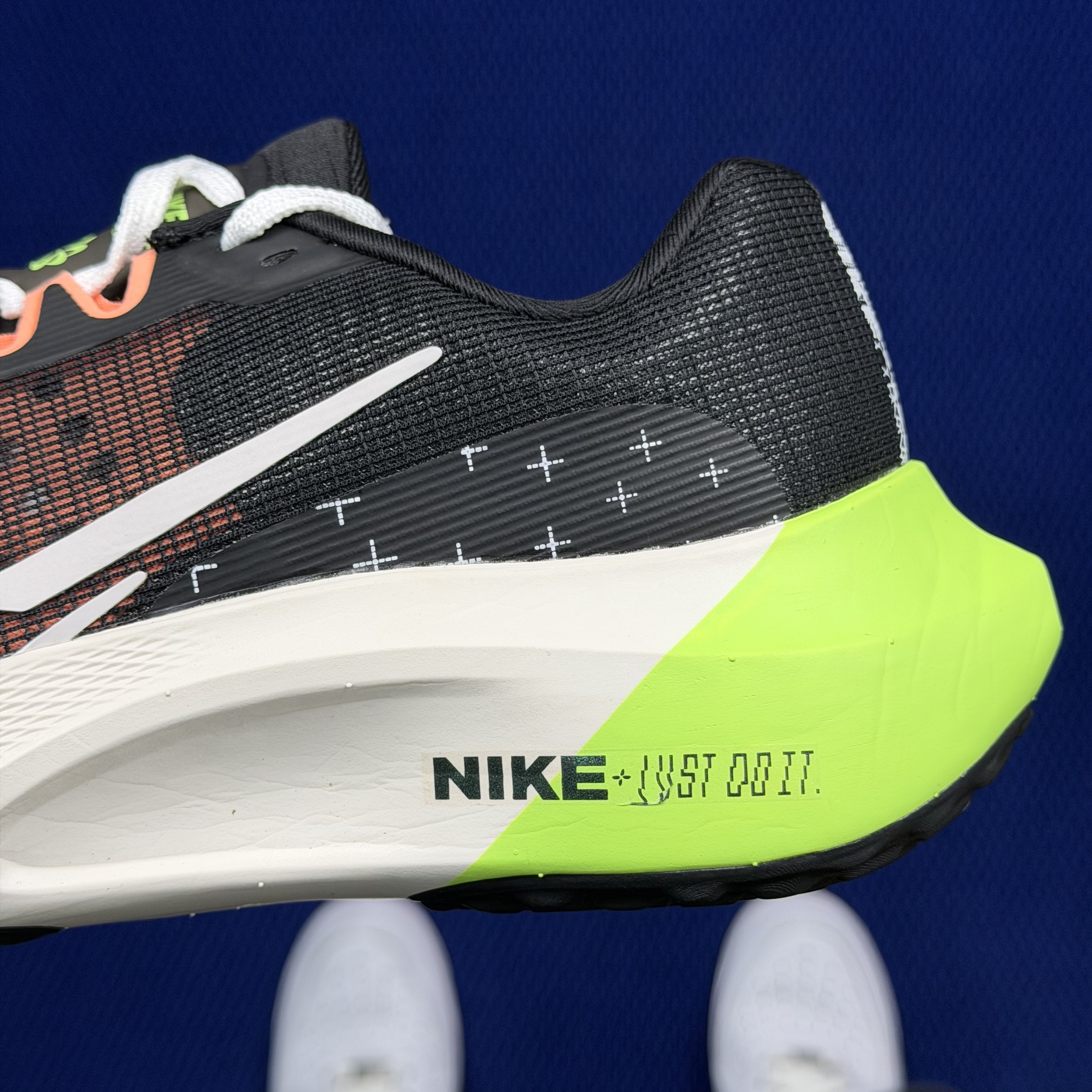 Nike Zoom Fly 5 FB1847-011