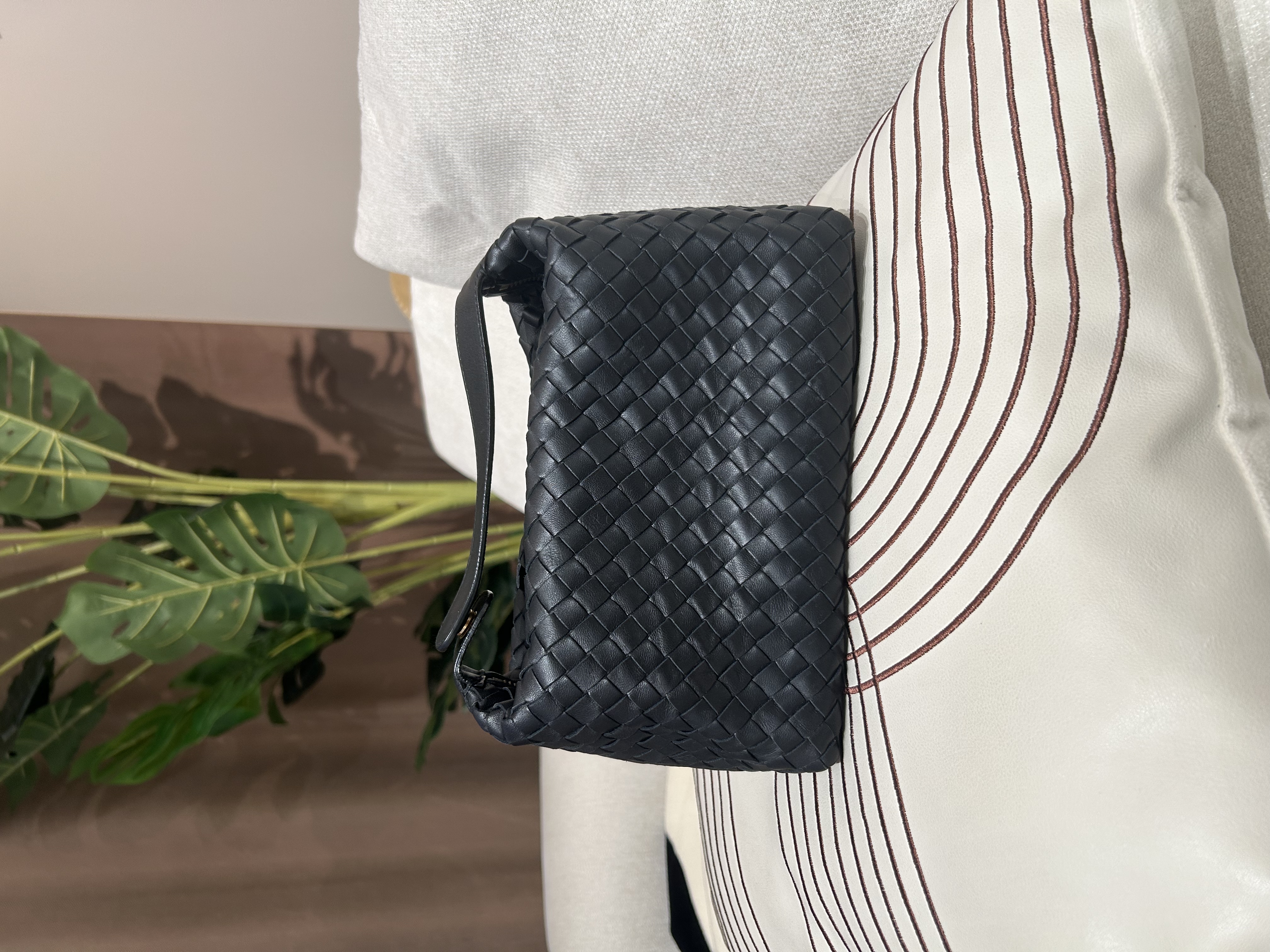 Bottega Veneta BV hobo Black Lambskin bag 100%Authentic,90%new✅dust bag