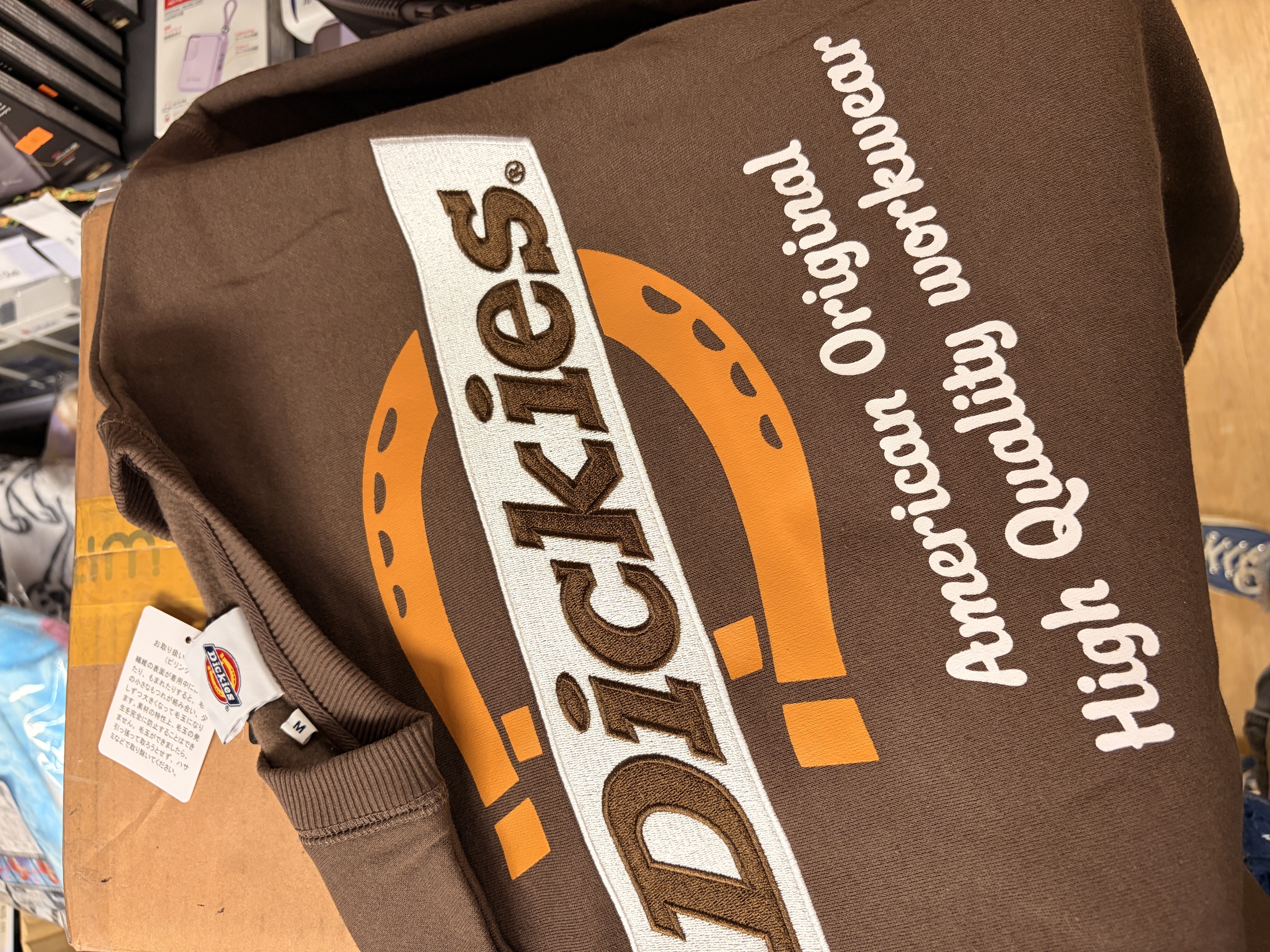 Dickies 絨毛底背面刺繡衛衣