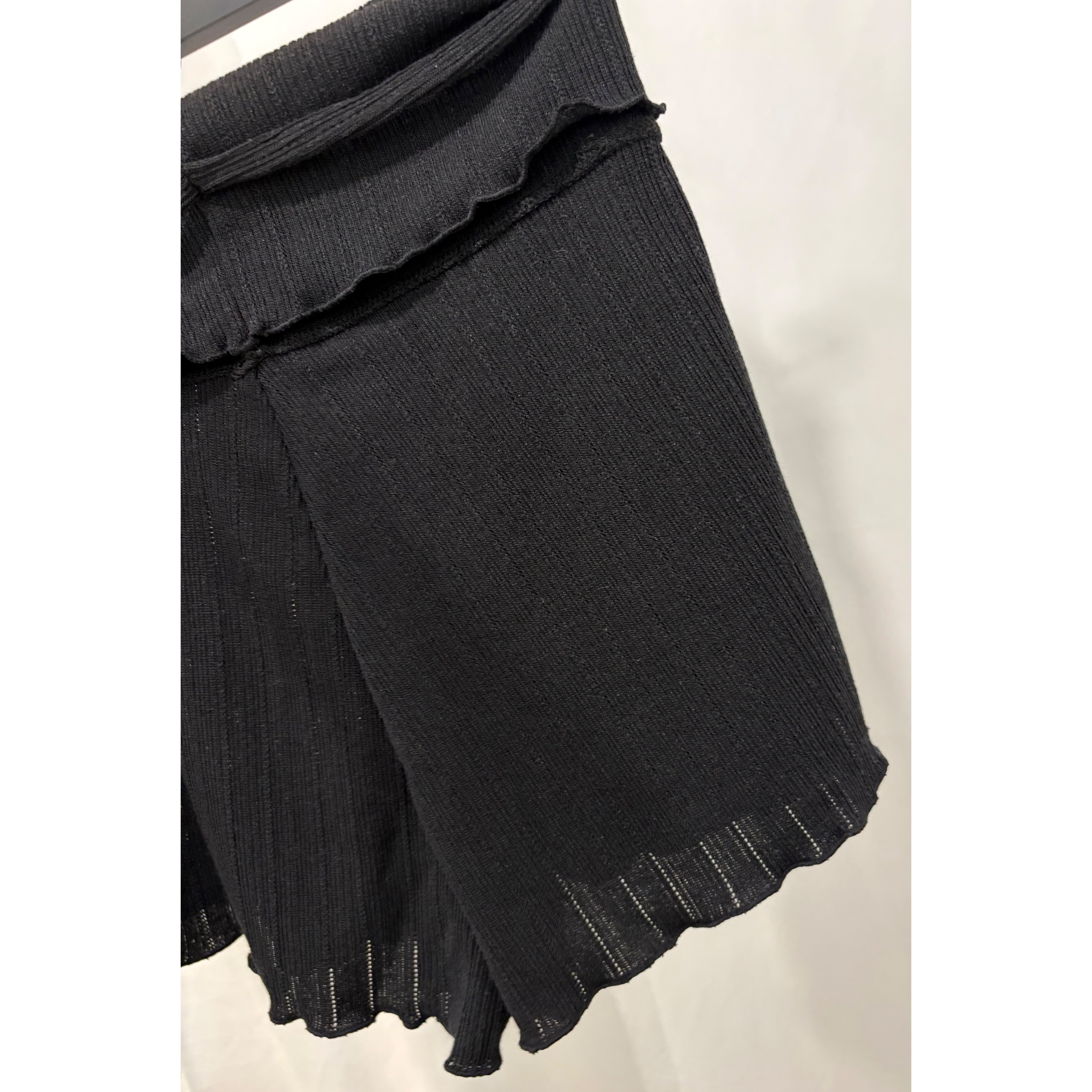 新品價5月22截💙2605S《PINSTRIPE TIE-WAIST SHORTS》