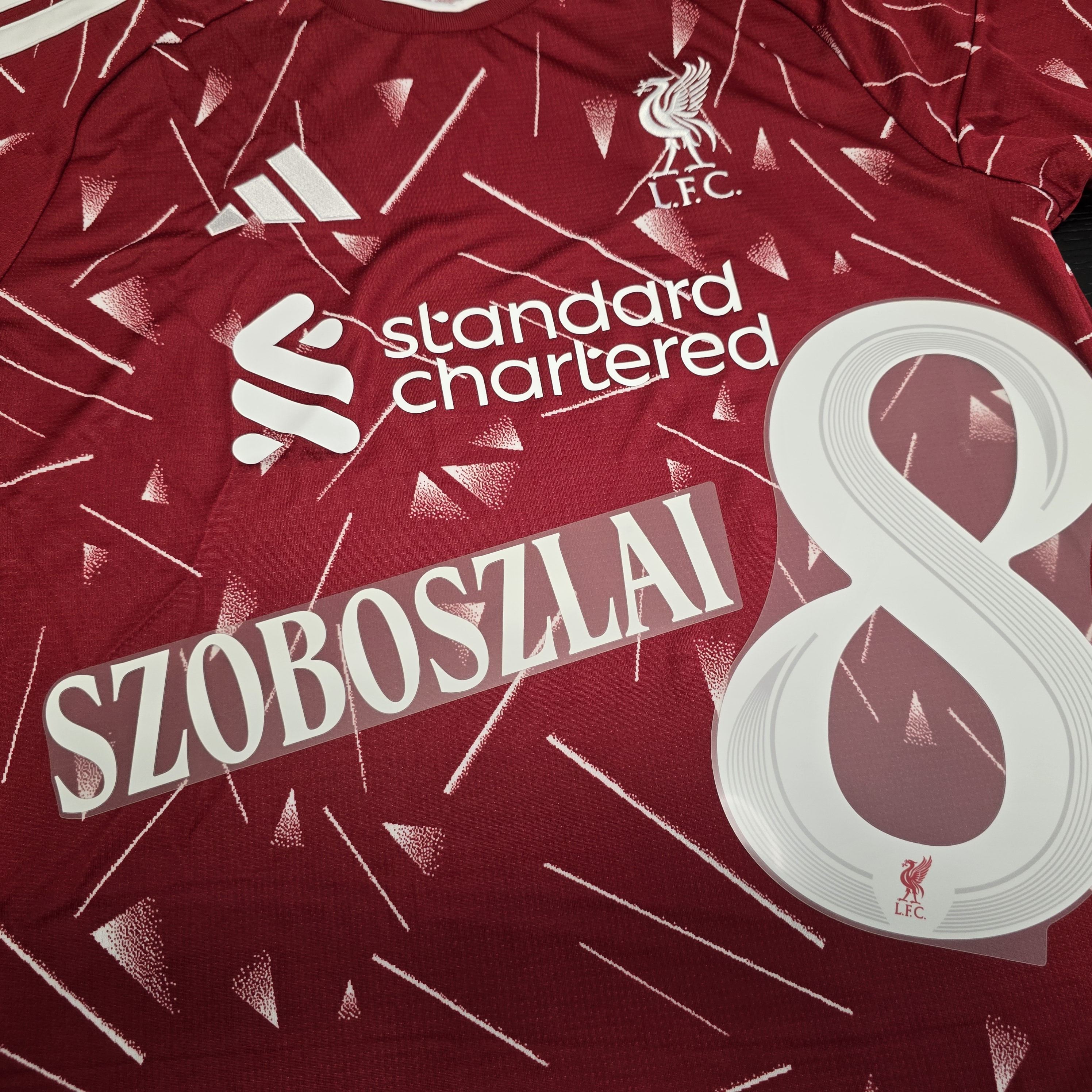 #現貨 🔴⚪重塑八十年代經典 Adidas Liverpool 利物浦 2026-27 主場球迷版球衣 (可加印字章) KA6852
