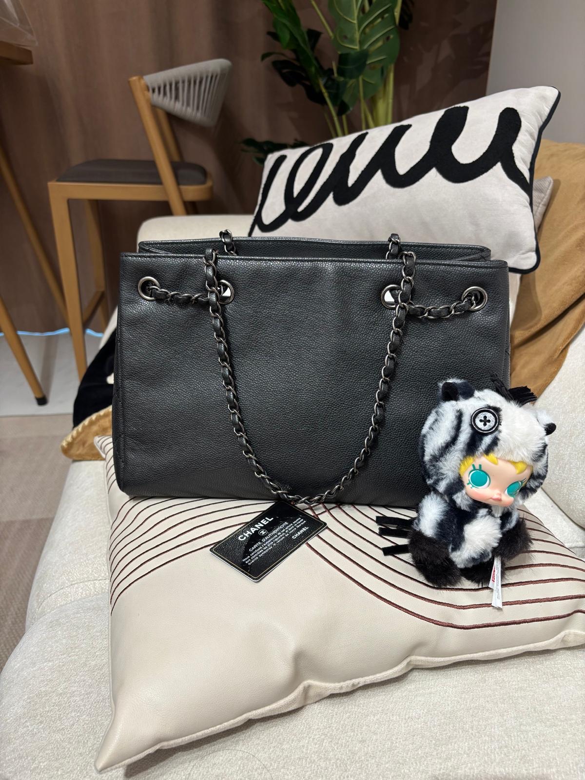 Chanel chain tote bag Caviar Skin grey 100%Authentic,95%new ✅22card✅dust bag 