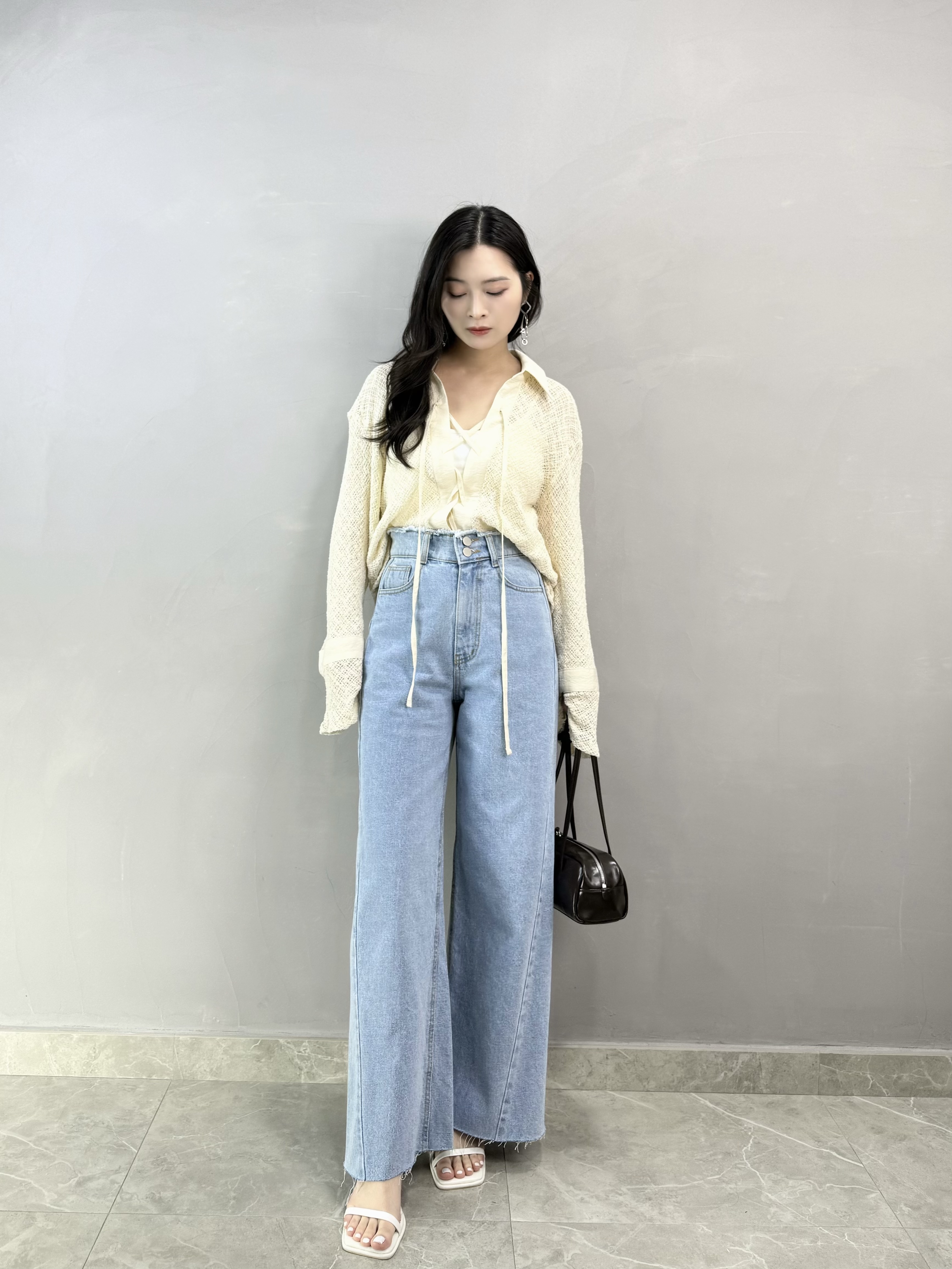 K87 兩著綁帶通花Top