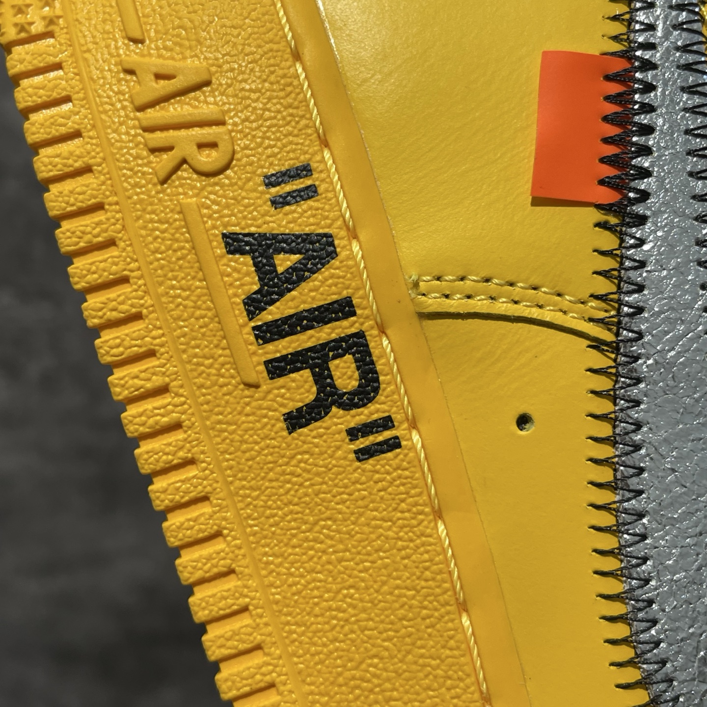 Off-White x Air Force 1 Low 'Lemonade' DD1876-700
