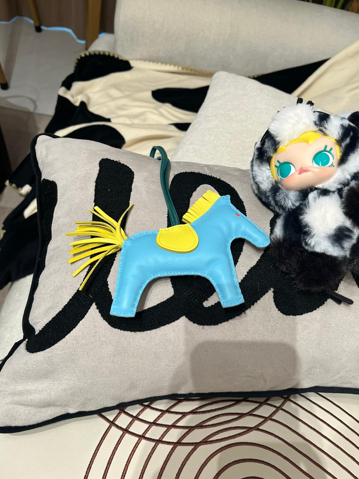 Hermes Rodeo MM 100%Authentic, 98%New ✅box