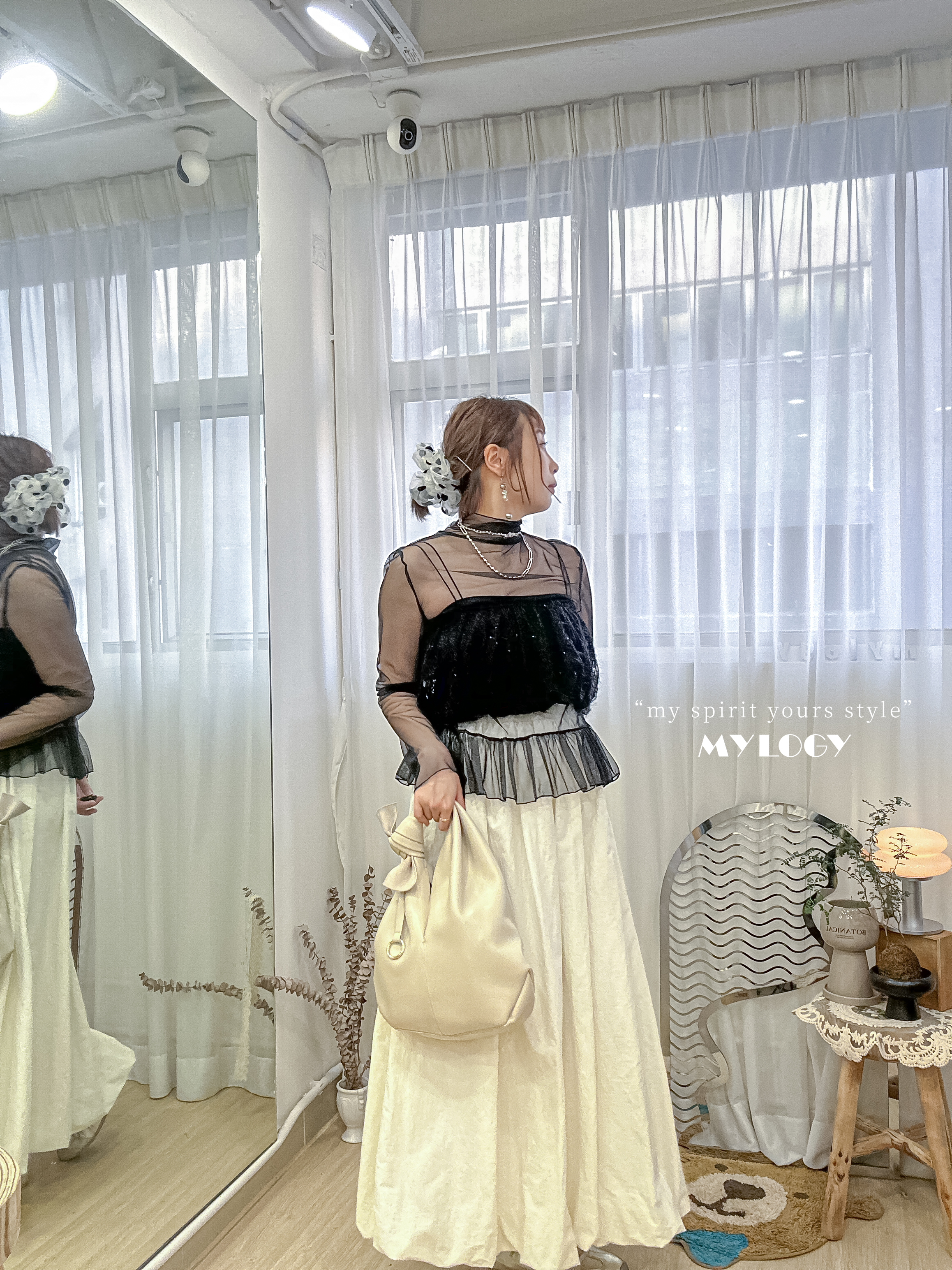 暗地裡高調～蕾絲蘇蘇亮片雲朵綁帶馬甲 CE0001