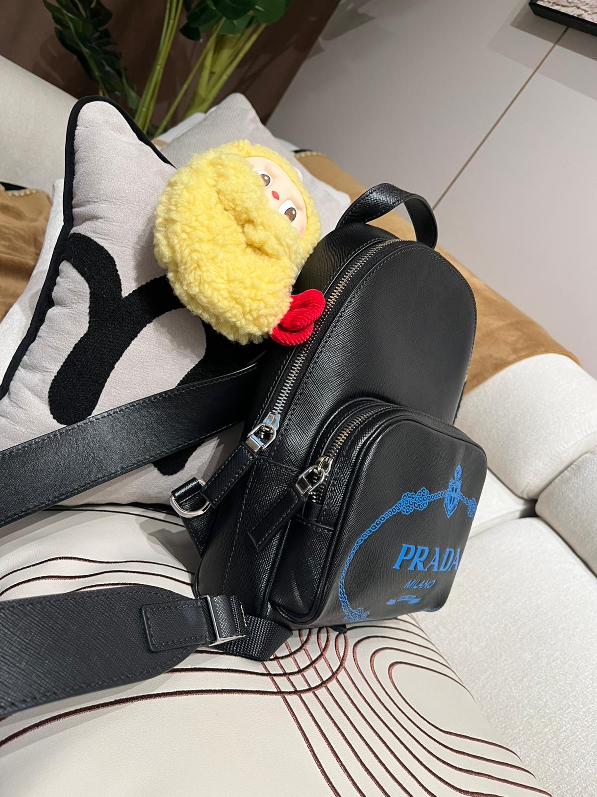 PRADA Black Saffiano Leather One Shoulder Crossbody Backpack Bag 2VZ031 sling bag 100%Authentic ,98%new ✅ certificate ✅card tap booklet ✅dust bag