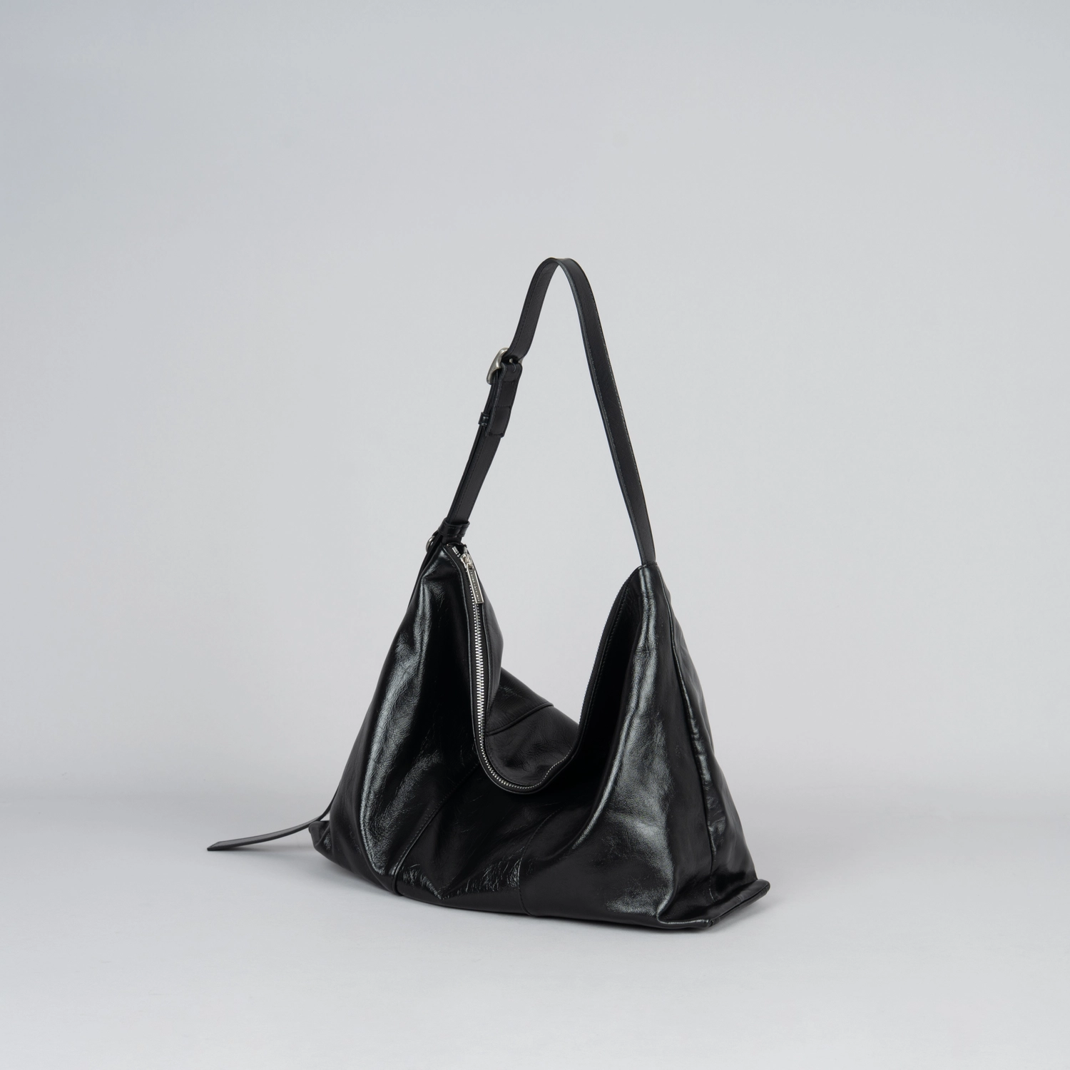 【26SS 】預訂_Corner Bag L By Bucks & leather