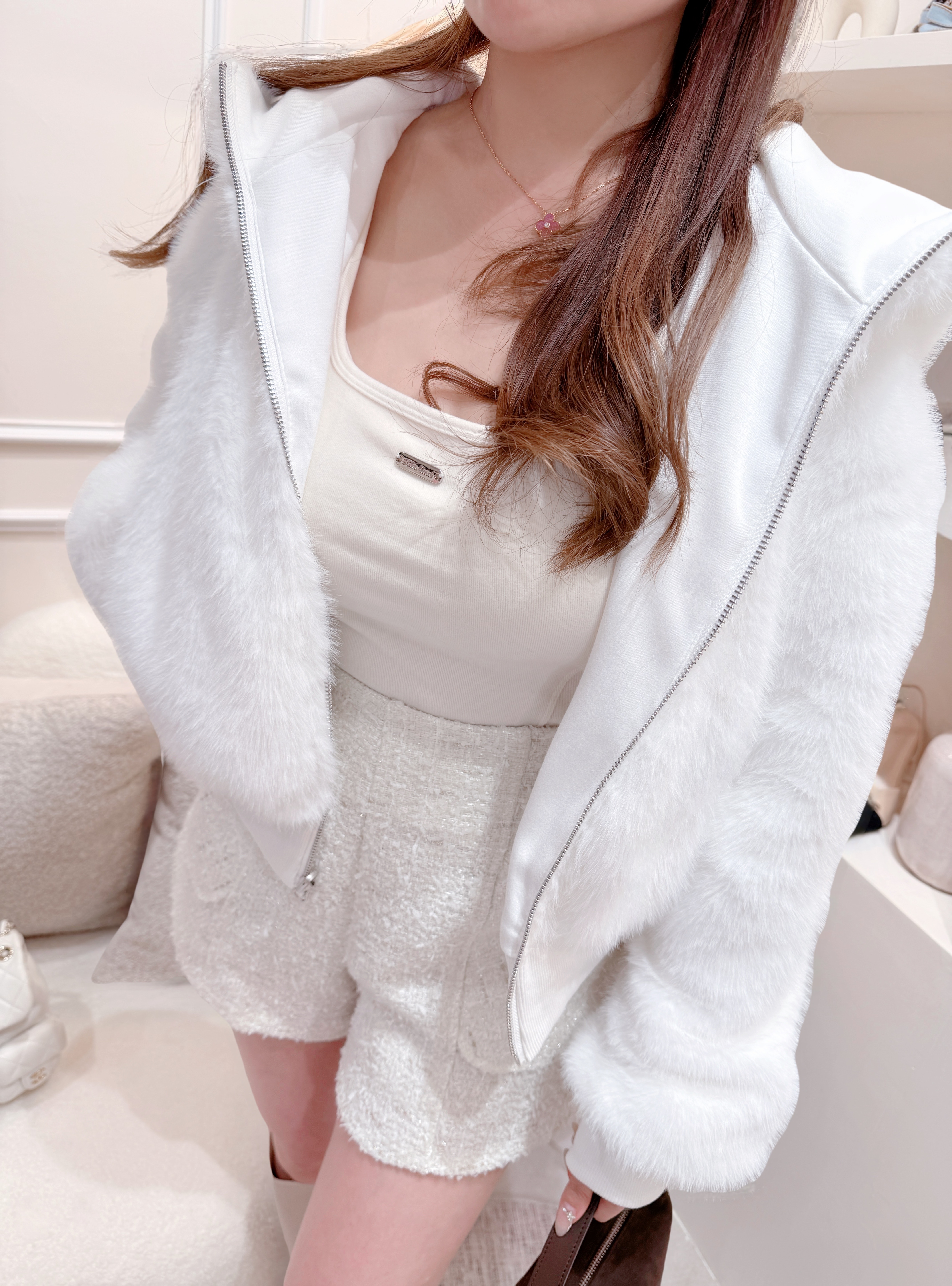 TheSand 自訂款 -小銀牌雙面毛毛太空滑滑Zip-up Jacket 《預定首批減$100》