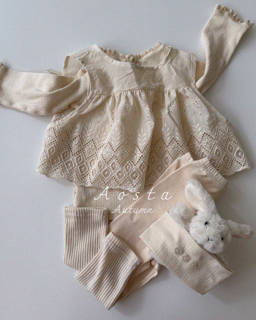 Aosta | [Lace Jenny Open Vest]