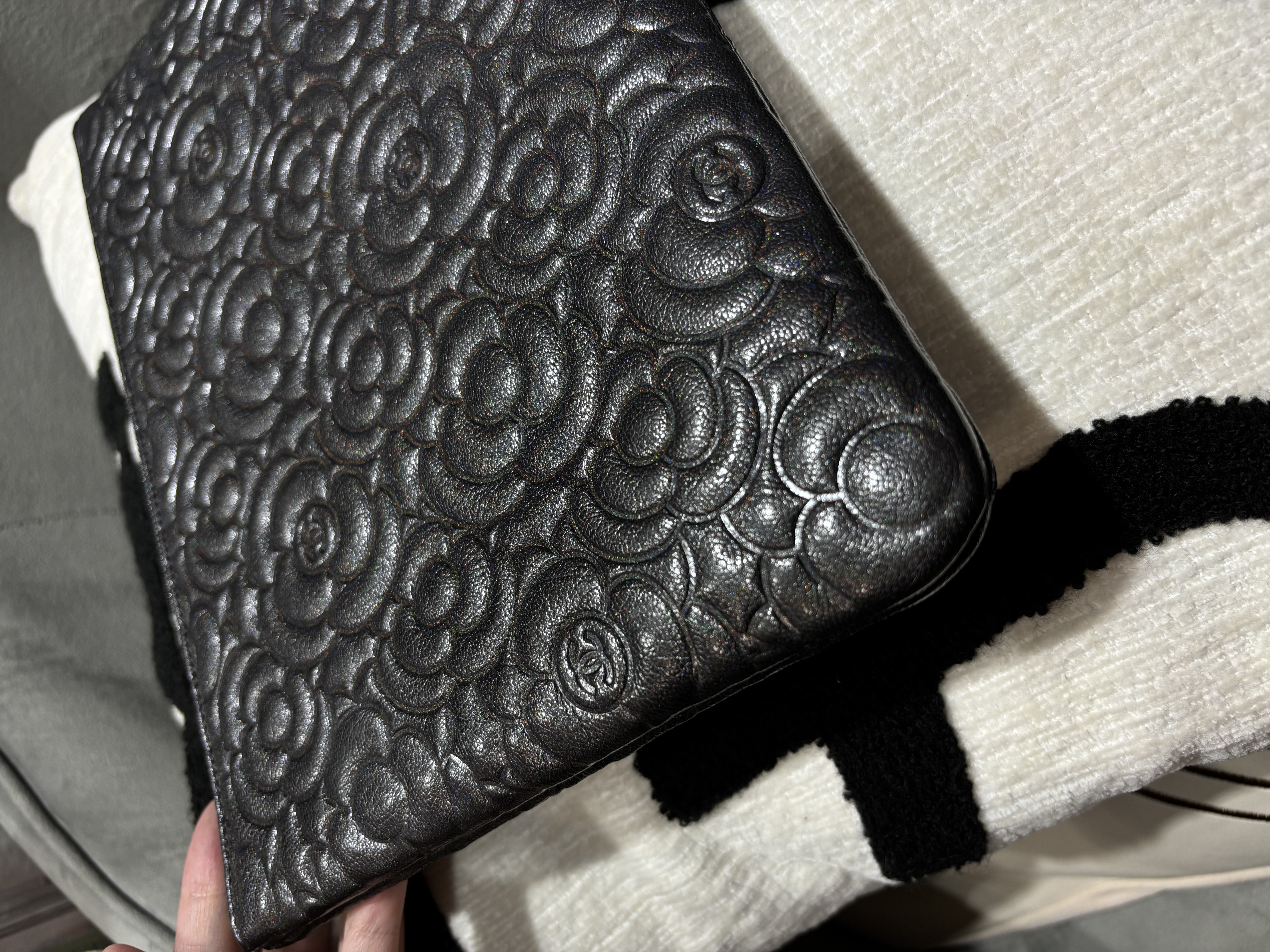 未使用品 Chanel zip pouch 灰色山茶花牛皮Clutch Bag 收納包 100%Authentic, Unused未使用品 ✅28Card