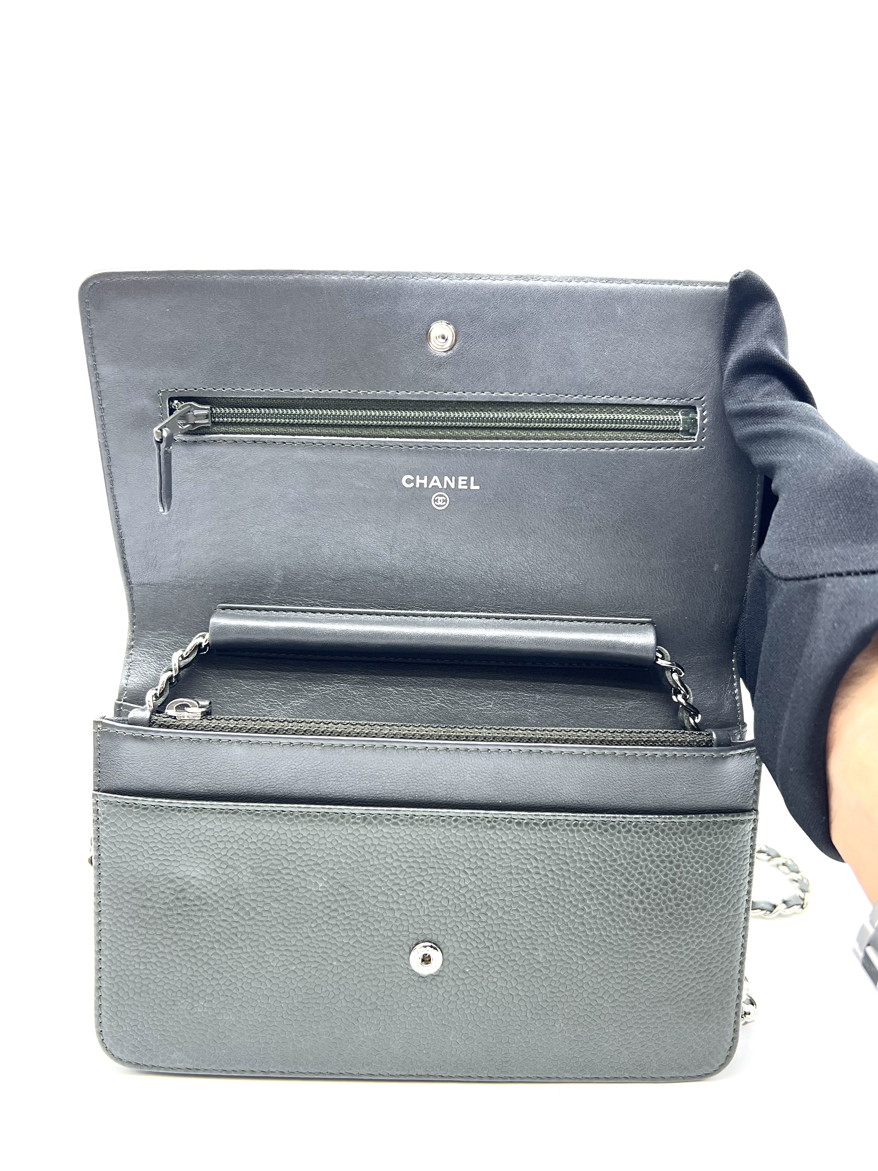 Pre-Owned CHANEL Wallet on Chain / Product Code: 26051205