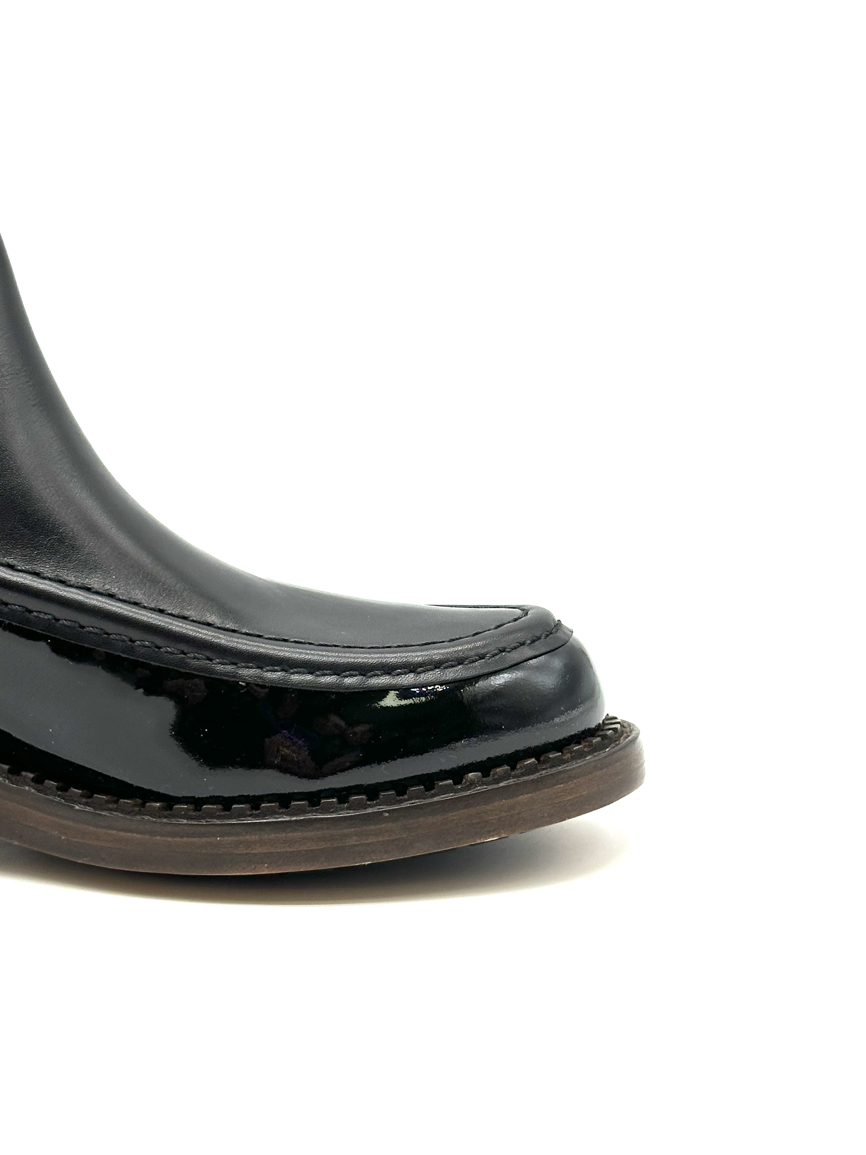 Pre-Owned Chanel Boots / Product Code: 26040411