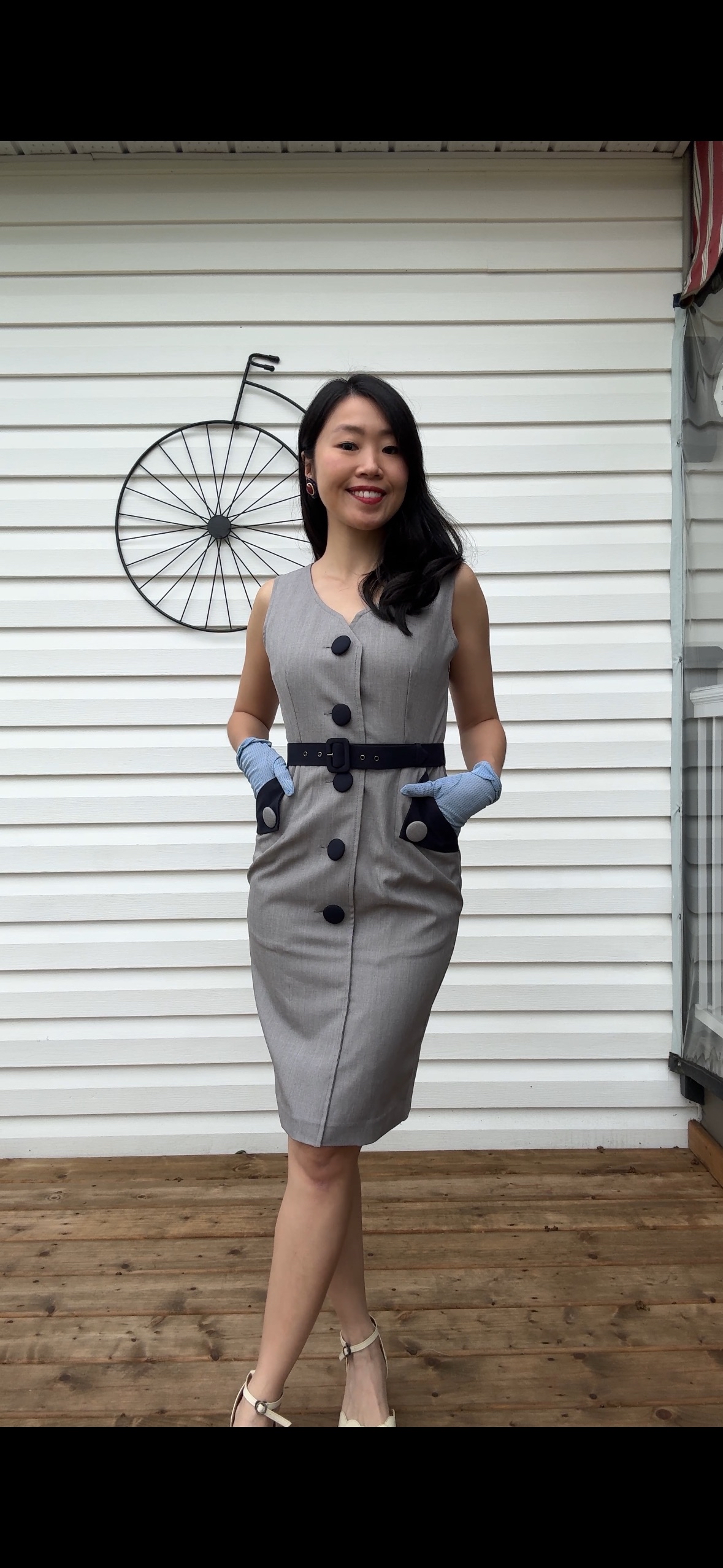 Madison Avenue Elegance  – 1950s Tailored Two-Tone Pencil Dress (FM227)