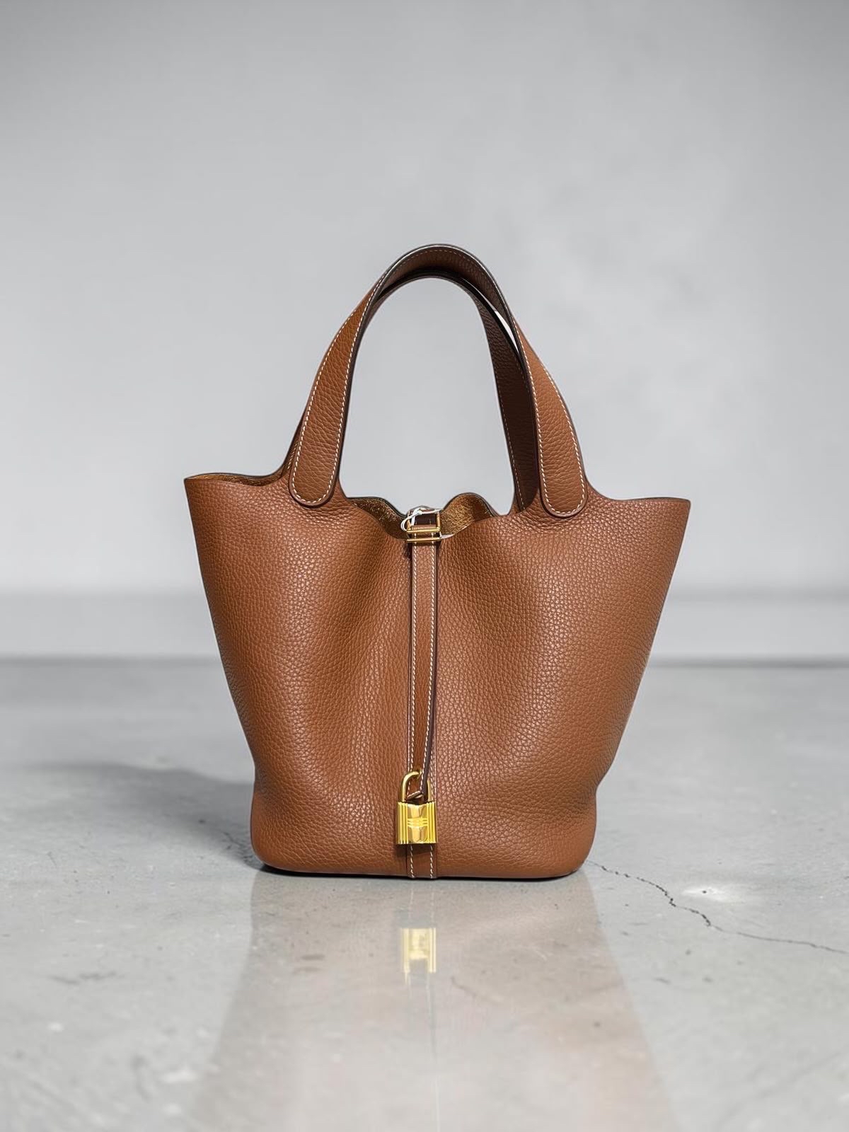 Hermes Picotin 22 Stamp D Gold/Gold 100%Authentic, 98%New ✅Key Lock✅Dust bag