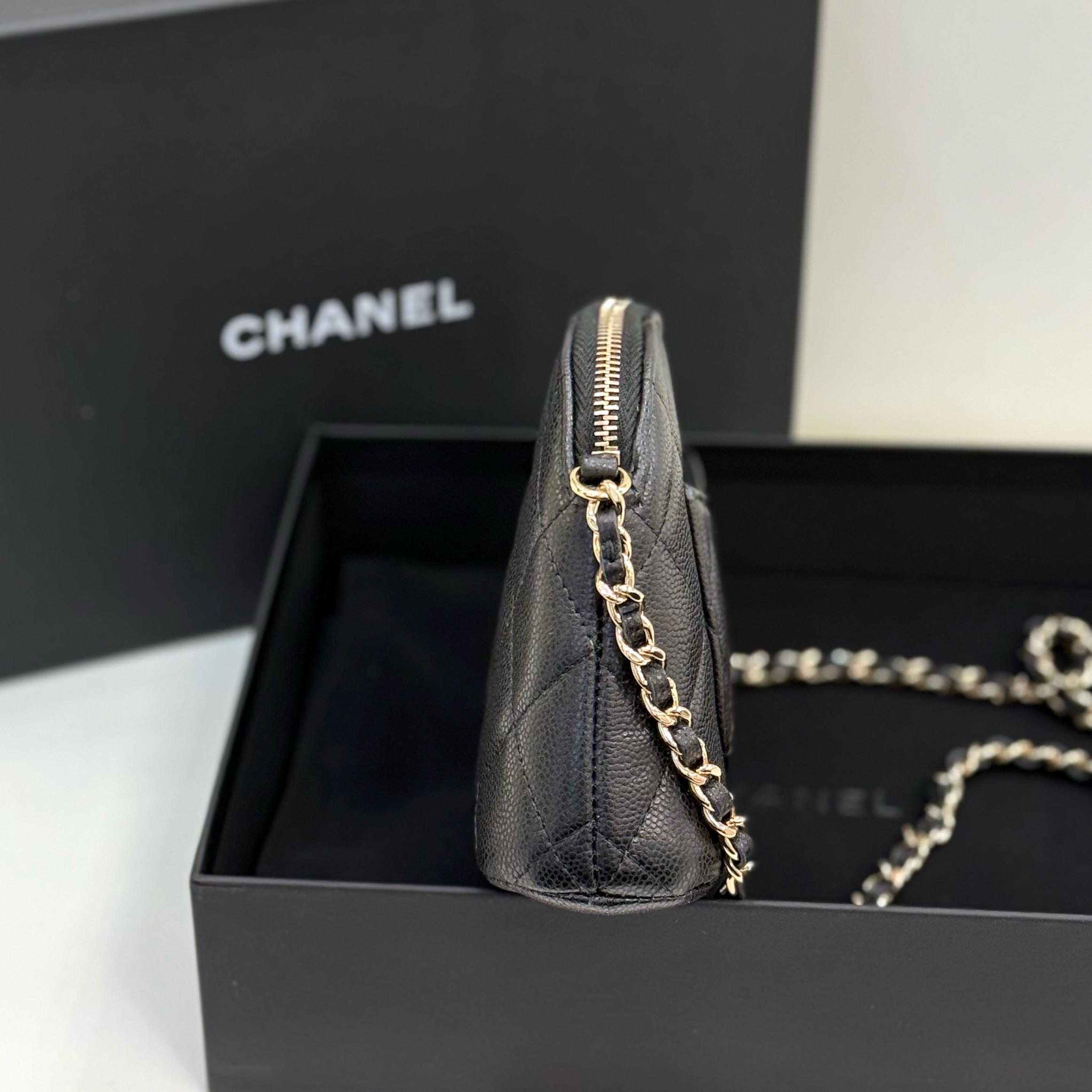 【預訂貨品】Full set👜芯片款 Chanel黑金荔枝牛皮mini貝殼包 