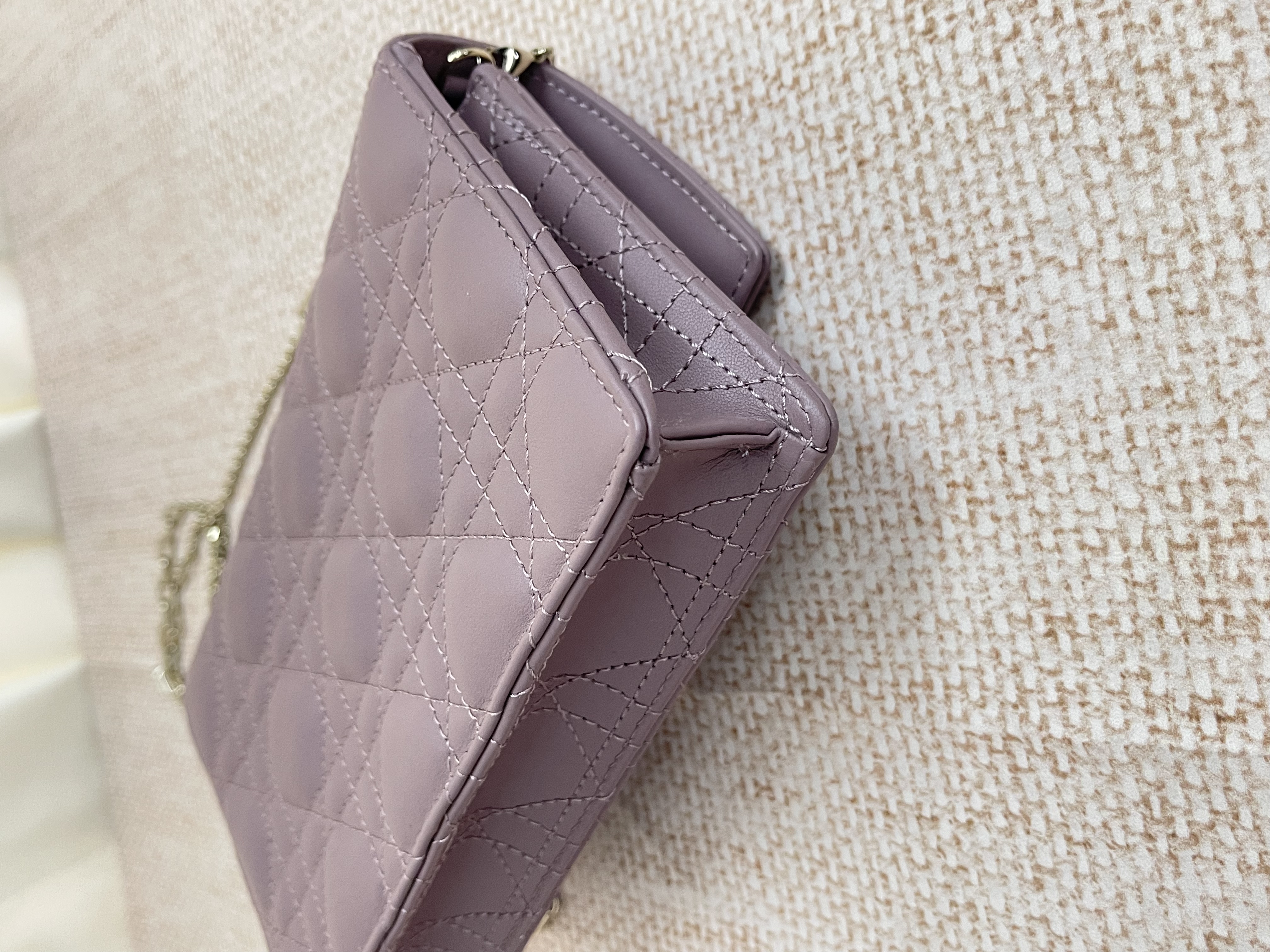 Pre-owned Dior Lady Dior Chain Pouch/ Product Code: 26042404