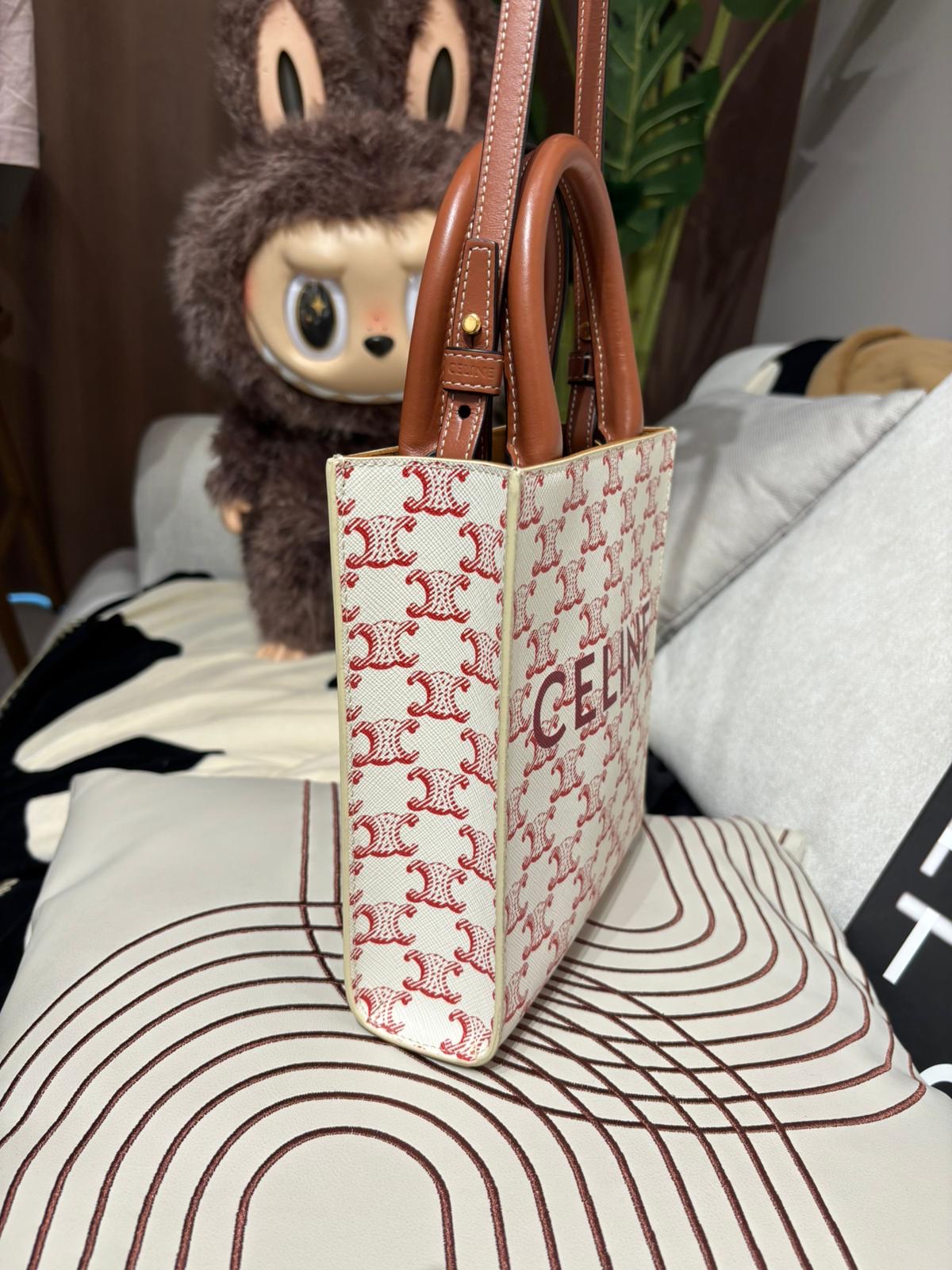 Celine Mini Vertical Cabas Red & Write 100%Authentic, 95%New ✅Dust bag