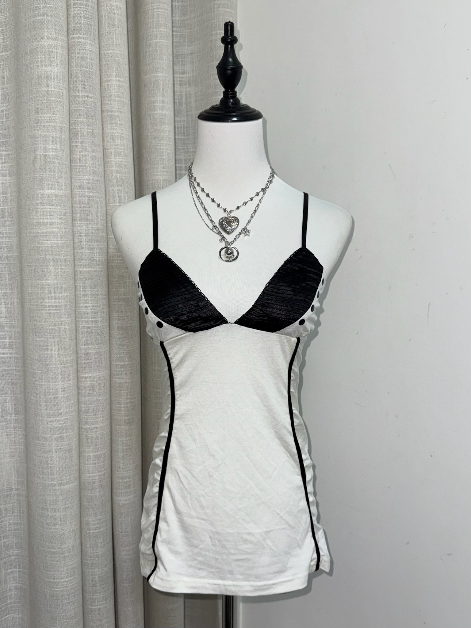 Vintage-Inspired Contrast Piping Mini Bodycon Dress 