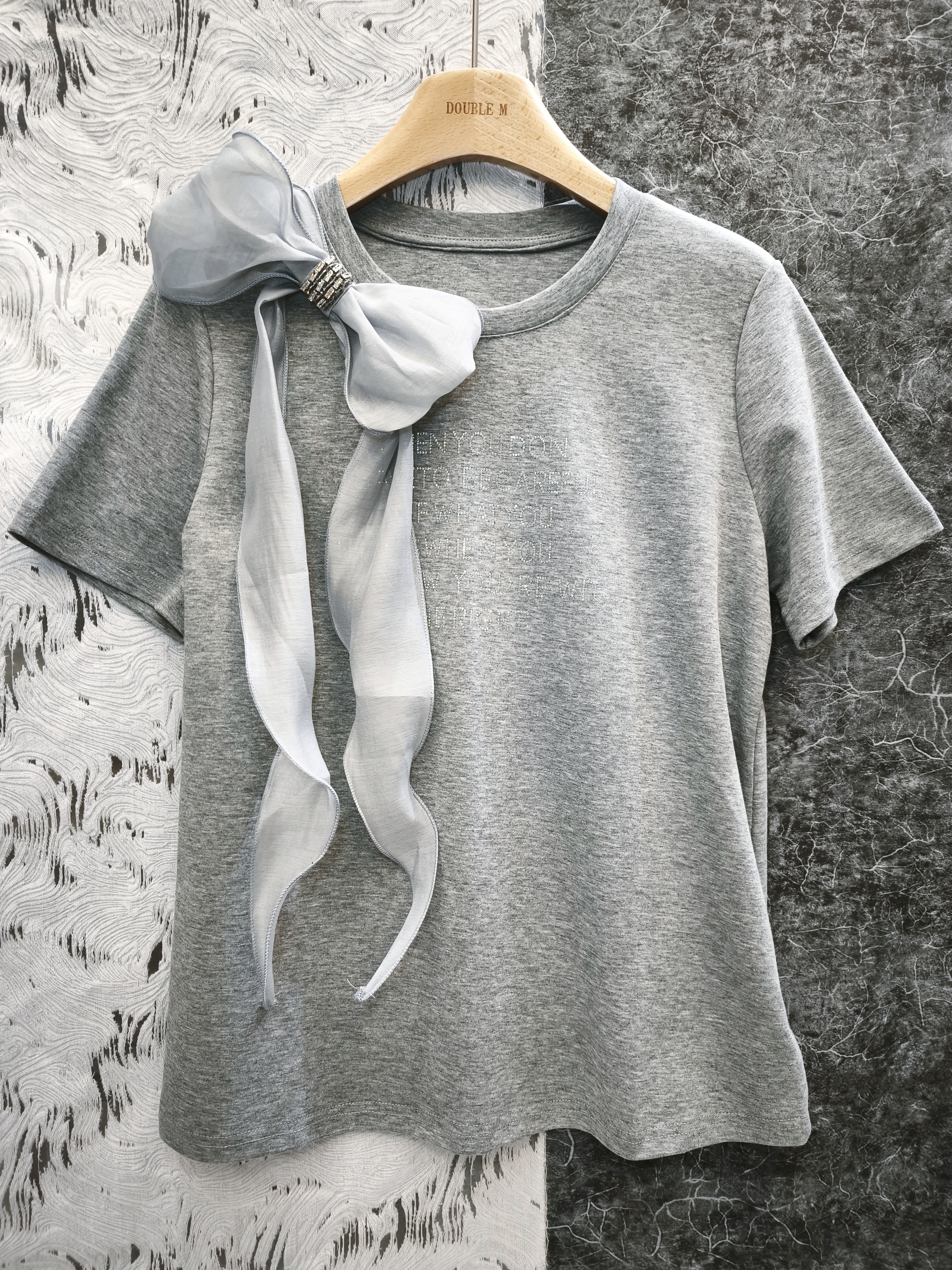 蝴蝶結字母滑料T